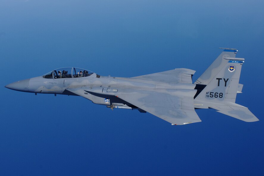 Reed Sorenson, driver of Air Force sponsored #43 NASCAR, gives the thumbs up during his incentive ride in an F-15 Eagle from the 95th Fighter Squadron Jan. 23 at Tyndall Air Force Base, Fla. Mr. Sorenson and his crew chief Mike Shiplett were at the base for the flights and to gain a better understanding of the Air Force and its global mission. (U.S. Air Force photo/Master Sgt. Scott Reed)