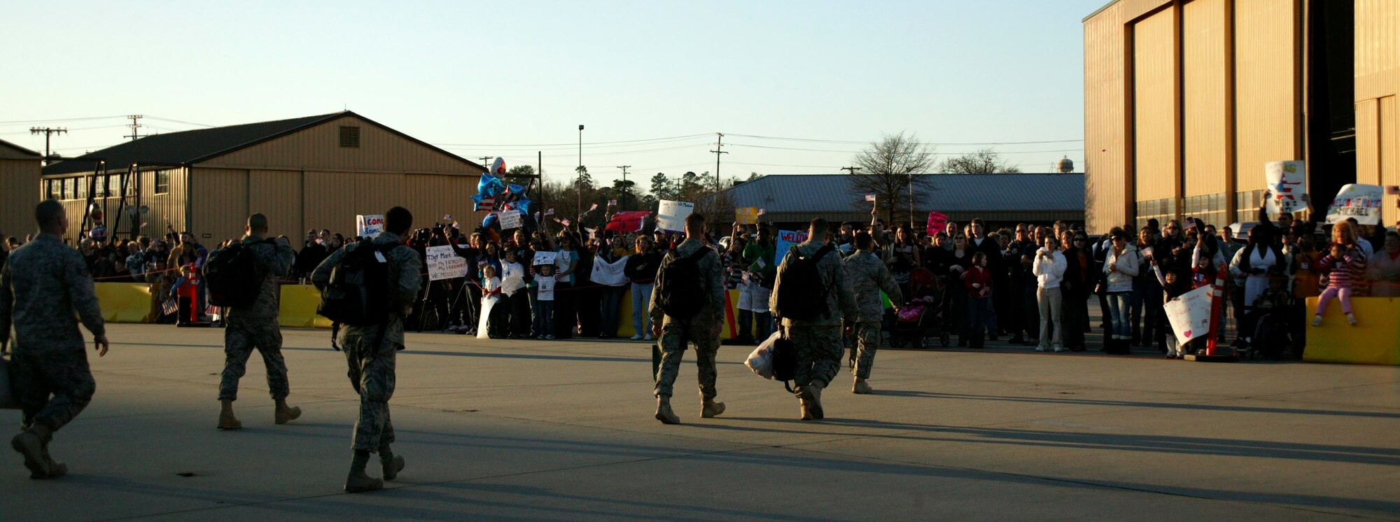 SHAW AIR FORCE BASE, S.C.-- Airmen returning from a four-month deployment to Iraq walk to family and friends outside of Hangar 1200 at around 5 p.m. Jan. 31. (U.S. Air Force photo/Staff Sgt. Holly Brown)