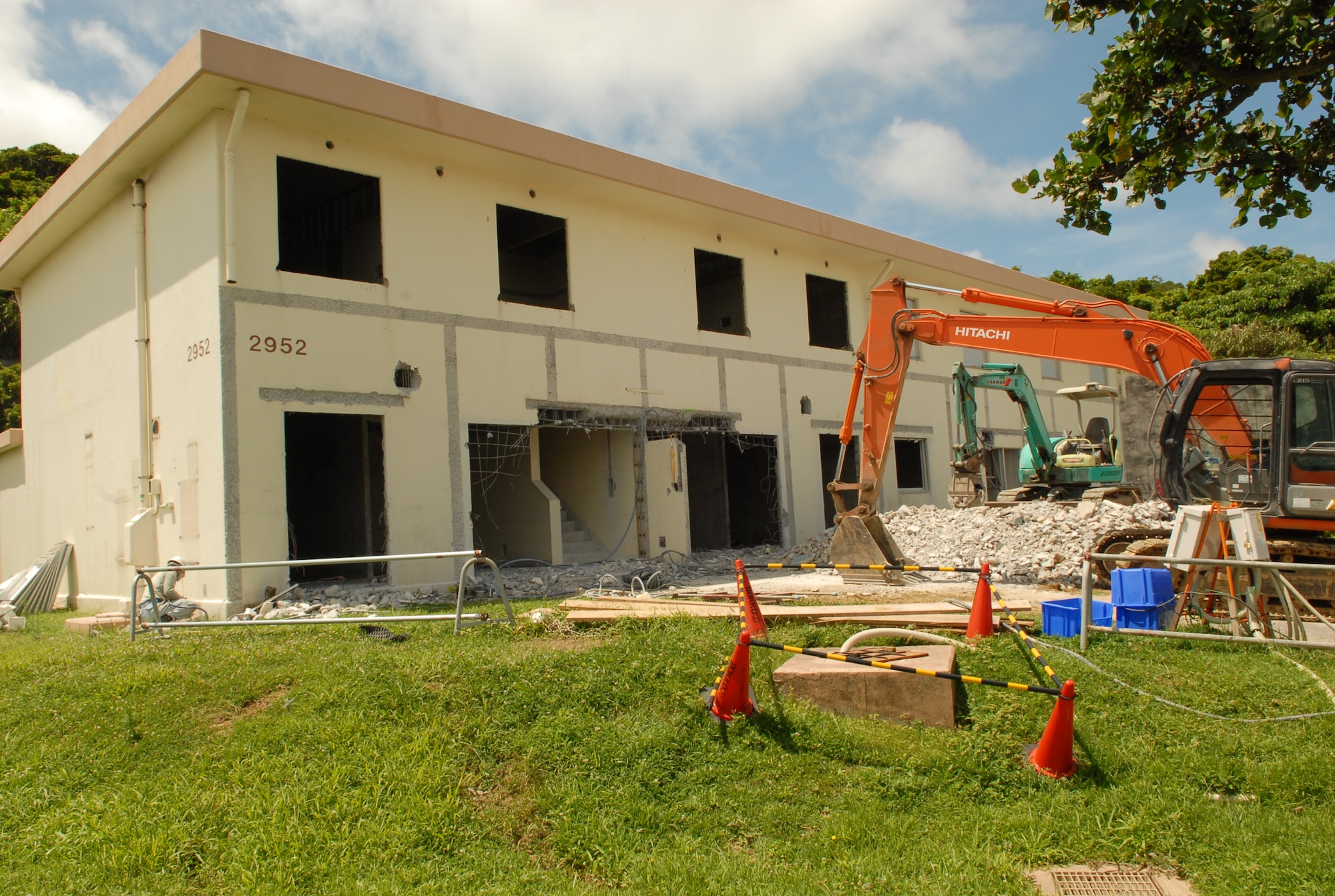 Military Family Housing throughout Okinawa is undergoing a series of renovations, including new home construction projects, to improve the quality of life for military families.
(U.S. Air Force photo/Junko Kinjo)    