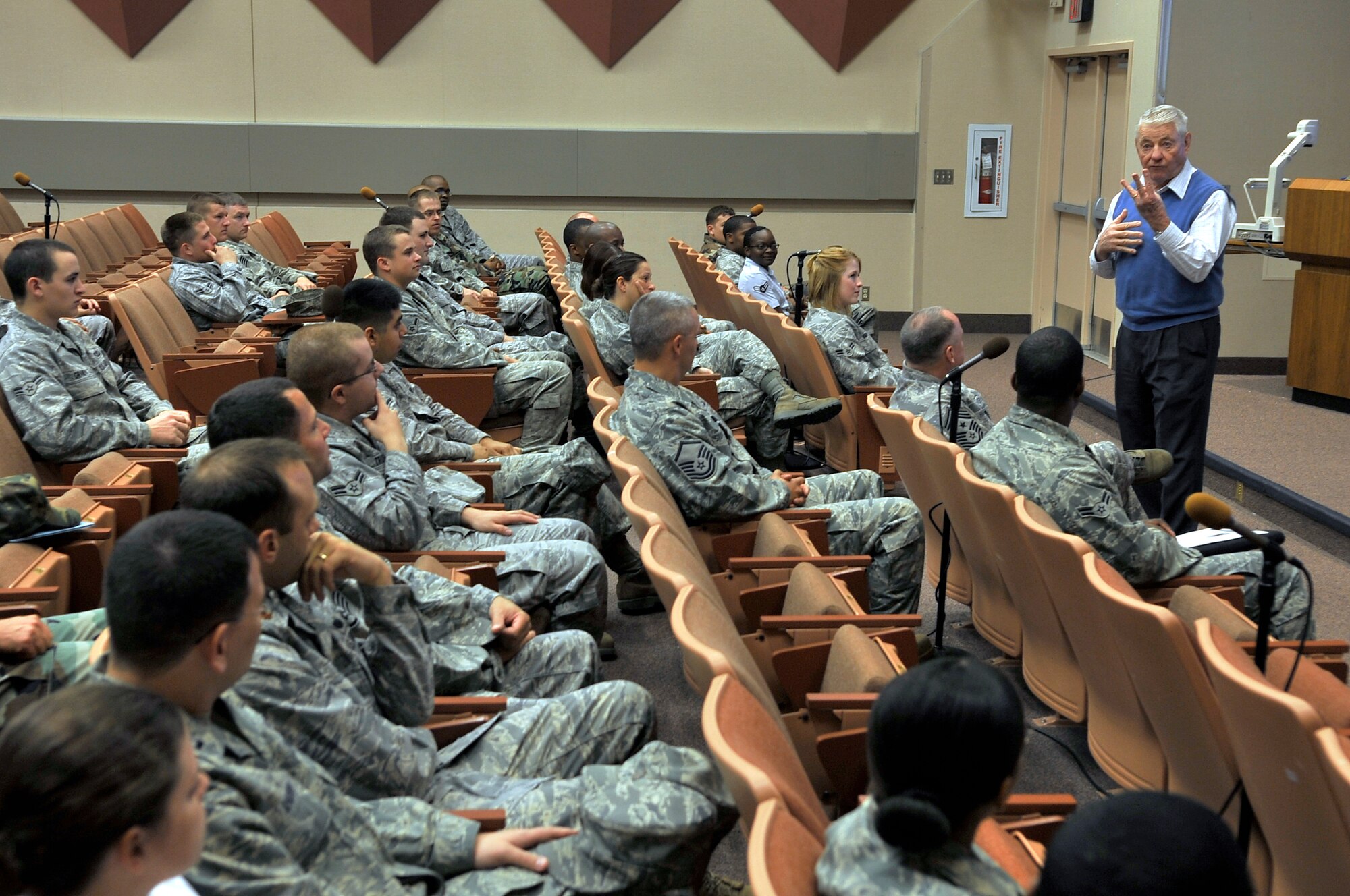Retired Chief Master Sgt. Robert Gaylor speaks to Airmen during his visit to Eielson Air Force Base, Alaska, June 29, 2009. Mr. Gaylor was the fifth Chief Master Sgt. of the Air Force, serving from 1977-1979.   (U.S. Air Force photo/Staff Sgt. Christopher Boitz)