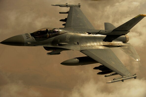 A U.S. Air Force F-16 Fighting Falcon conducts close air support operations over Iraq on Feb. 17, 2009, in support of Operation Iraqi Freedom. (U.S. Air Force photo by Staff Sgt. James L. Harper Jr.) Released