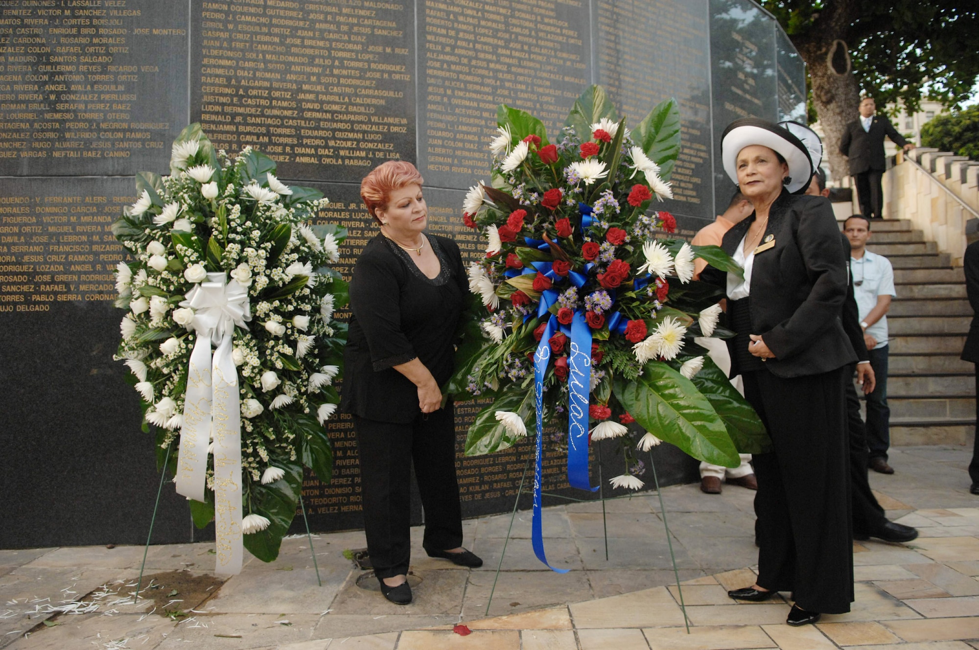 The League of United Latin American Citizens Puerto Rico State Director Haydee Rivera (left) and LULAC National President Rosa Rosales place a wreath at the El Capitolio 's El Monumento de la Recordacion during the Memorial Wreath Laying Ceremony in Old San Juan, Puerto Rico, the location of the 2009 League of United Latin American Citizens convention and exposition July 14 at San Juan, Puerto Rico. LULAC is the nation's oldest and largest Hispanic organization advocating for Latinos in the United States for 80 years. (U.S. Air Force photo/Tech. Sgt. Francisco V. Govea II) 