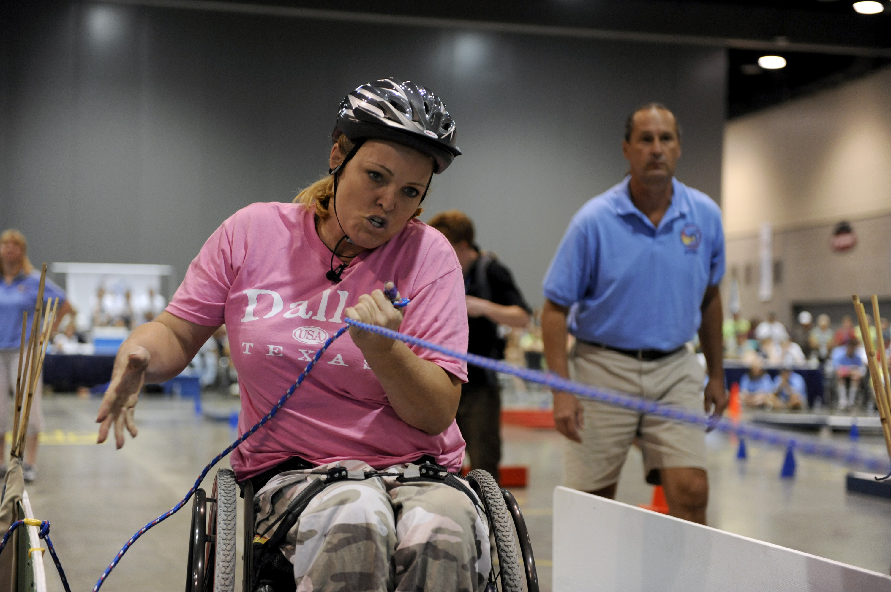 Volunteers ensure success at Veterans Wheelchair Games > Air Force