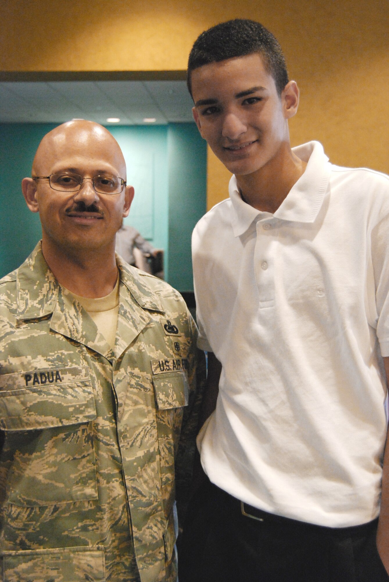 Master Sgt. Henry Sergeant Padua met Gerardo Garcia July 17 at the League of United Latin American Citizen convention and exposition in San Juan, Puerto Rico. As part of the outreach program, reservists spoke to more than 1,000 local high school and college students. LULAC is the oldest Hispanic civil rights organization in the U.S. Sergeant Padua is a first sergeant assigned to the 514th Maintenance Operations Flight at McGuire Air Reserve Base, N.J. (U.S. Air Force photo/Tech. Sgt. Amaani Lyle)