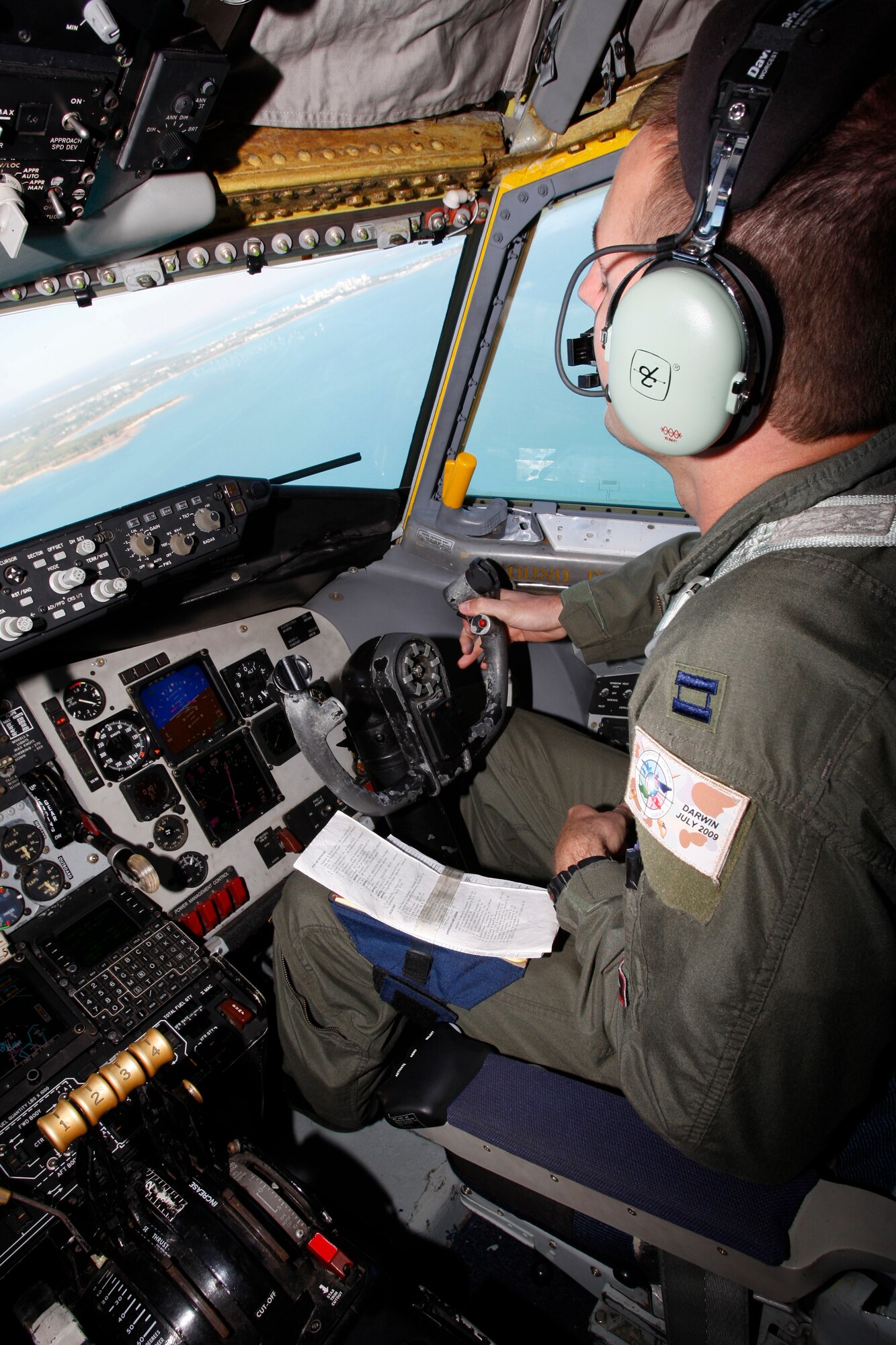 Capt. Lucas Karnes, KC-135 Stratotanker aircraft commander from the 909th Air Refueling Squadron at Kadena Air Base, Okinawa, returns to Darwin July 15 after an air-to-air refueling mission during exercise Talisman Saber 2009. Talisman Saber 2009 is a bilateral command post and field-training exercise between U.S. and Australian forces that concluded July 25. The two-week exercise, held jointly by U.S. Pacific Command and the Australian Defence Force, focused on crisis-action planning and execution of contingency response operations. (Australian Defence Force courtesy photo) 