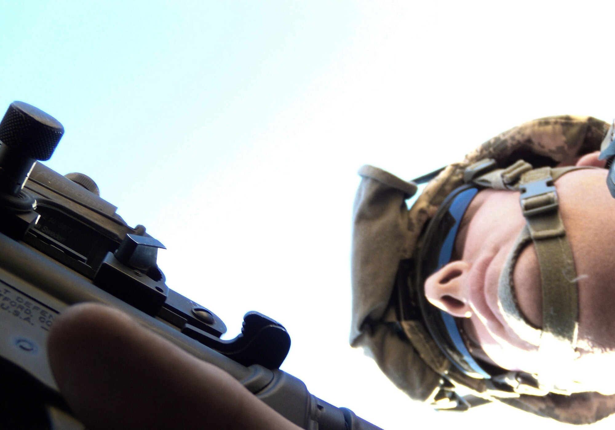 Master Sgt. James Melman scans the horizon for improvised explosive devices during Combat Skills Training Jan. 20 at Fort Hood, Texas. Sergeant Melman is a member of the Weapons Intelligence Team currently in Iraq. (U.S. Air Force photo/Staff Sgt. Joshua Strang) 
