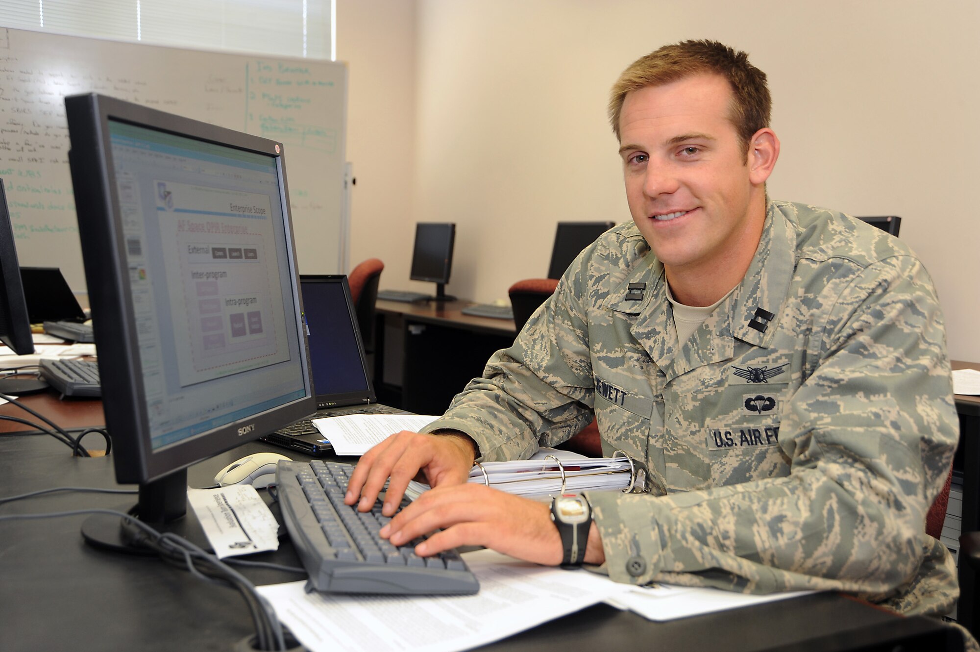 Captain Joshua Jewett, SBIRS Wing, along with Capt. Dex Landreth, DMS Group,  are Fellows in the 2009 Leadership LA Program. (Photo by Joe Juarez)