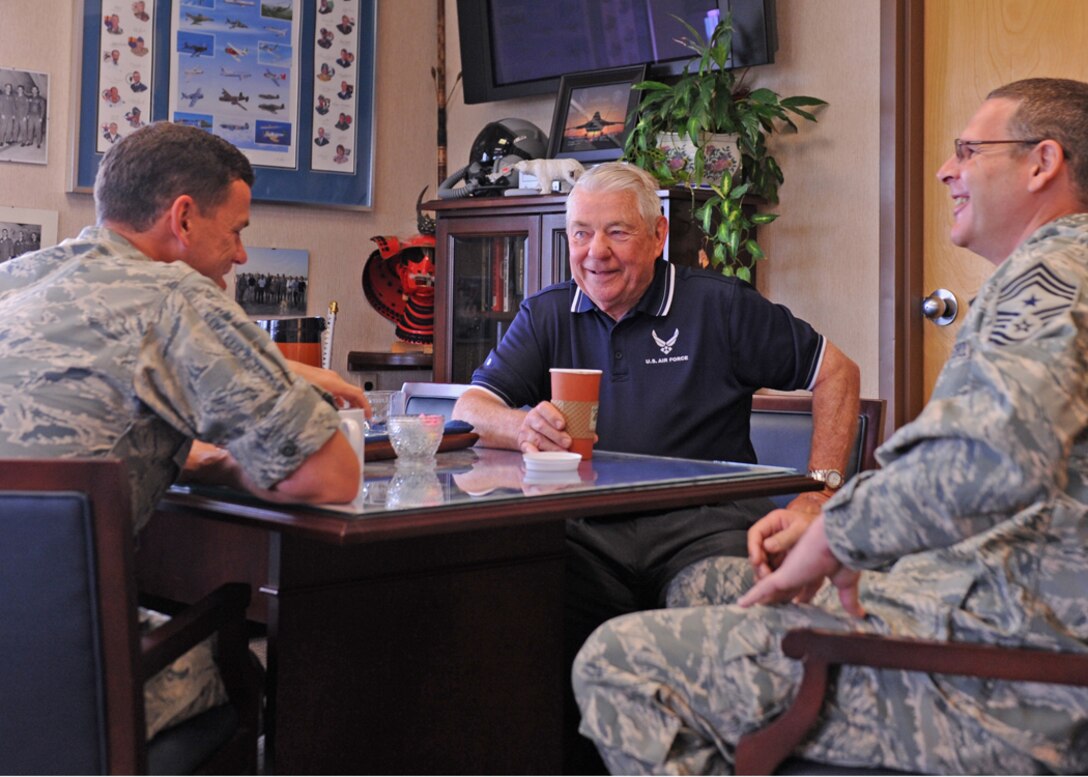 LANGLEY AIR FORCE BASE, Va. -- Bob Gaylor, fifth Chief Master Sgt. of the Air Force, has a meeting over coffee with Col. Matt Molloy, 1st Fighter Wing commander, and Chief Master Sgt. Kevin Slater, 1st FW command chief master sergeant, here July 23. Chief Gaylor is touring Langley, and speaking to Airmen about the Air Force and how to keep your self motivated. (U.S. Air Force photo/Airman 1st Class Jonathan Koob)