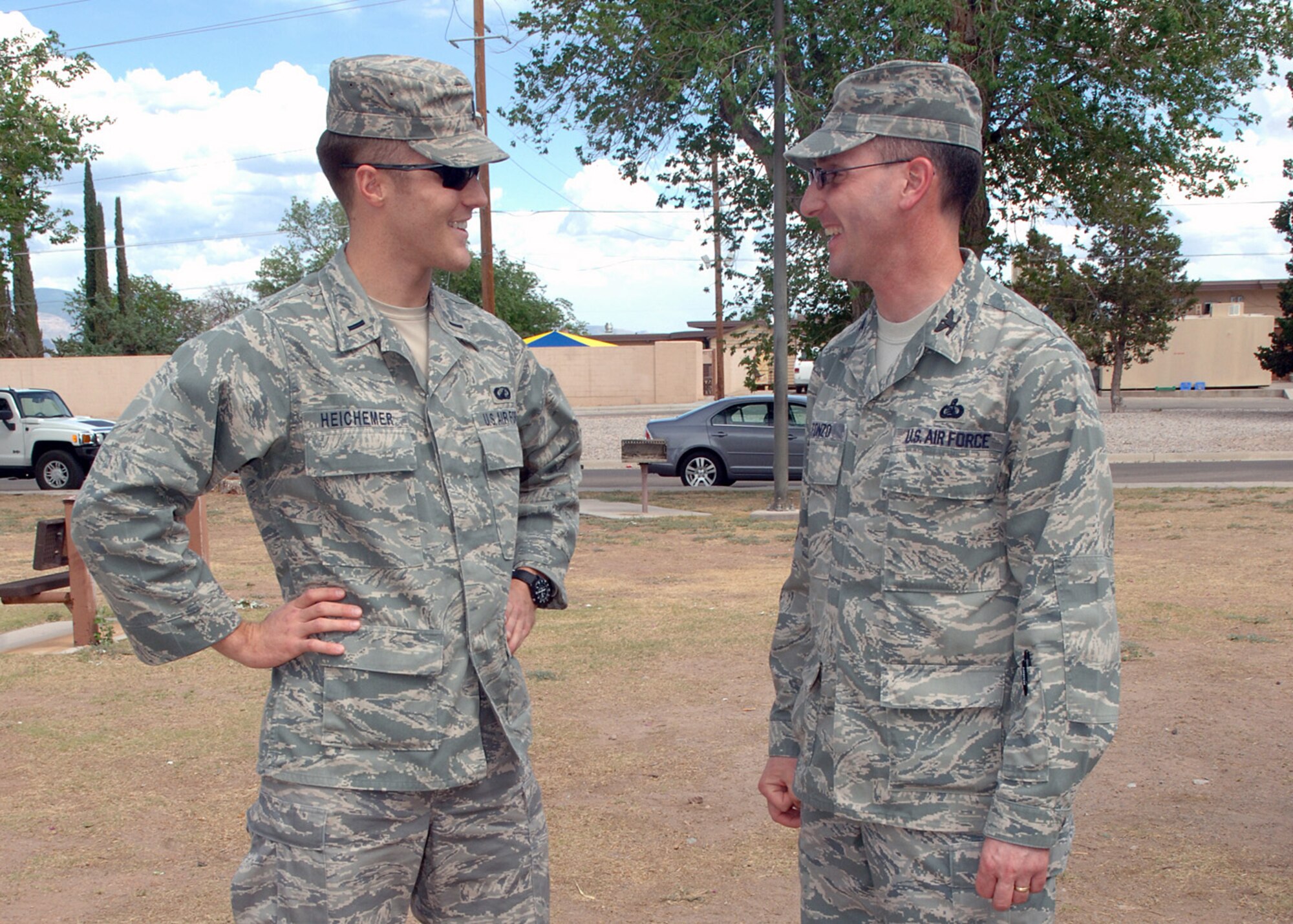 Lt. David Heichemer, 49th Contracting Squadron, is greeted by Col. Stephen DiFonzo, 49th Mission Support Group commander, upon his return to Holloman Air Force Base, N.M., May 29. Lieutenant Heichemer was deployed to Southwest Asia for six months. (U.S. Air Force photo/Airman 1st Class Veronica Stamps)