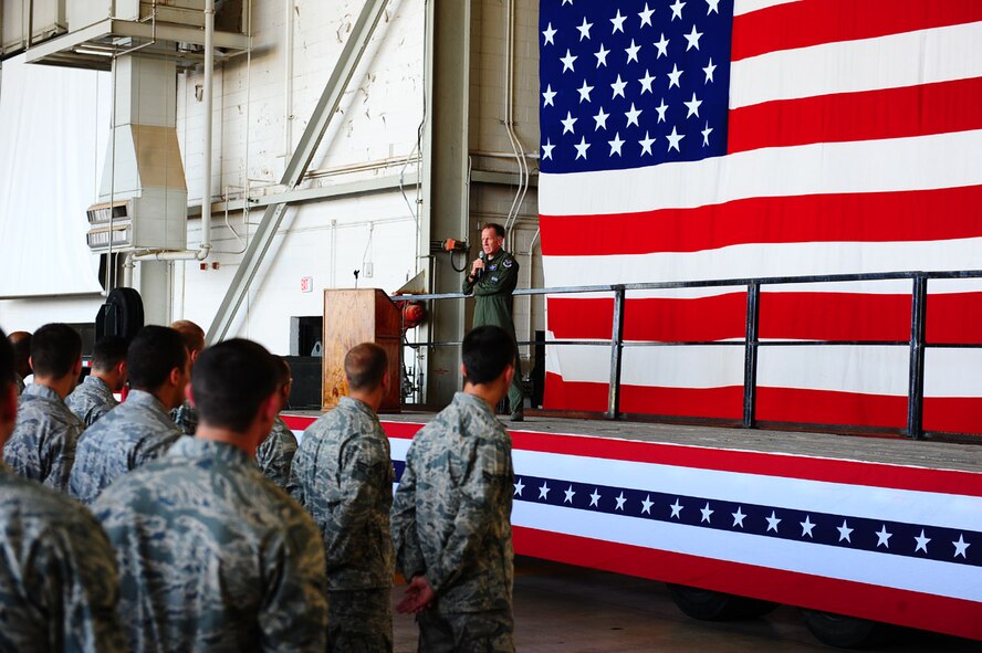 DYESS AIR FORCE BASE, Texas - Lt. Gen. Norman Seip, Commander, 12th Air Force (Air Forces Southern), visits with maintenance personnel June 2 here. During his visit to Dyess he spoke with various units and recognized individual Airman for their support. (U.S. Air Force photo by Airman 1st Class Stephen Reyes)