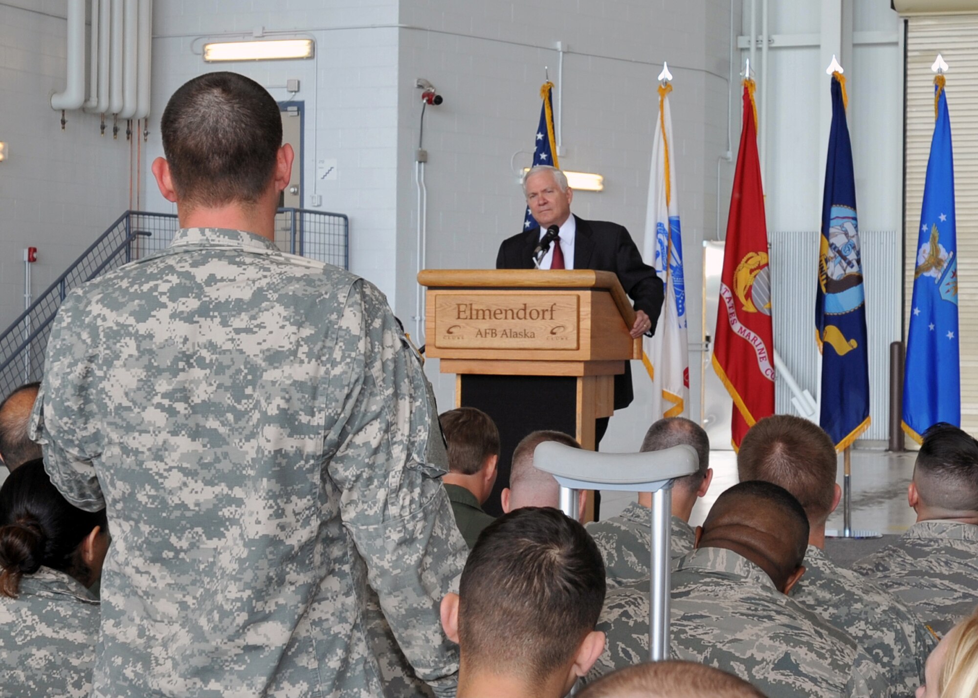 ELMENDORF AIR FORCE BASE, Alaska -- A U.S. Army Soldier poses a question to Secretary of Defense Robert M. Gates during a town hall meeting here June 1, 2009. Secretary Gates came to Elmendorf to discuss with military members how the war is affecting this base and their everyday lives. (U.S. Air Force/Senior Airman Laura Turner)
