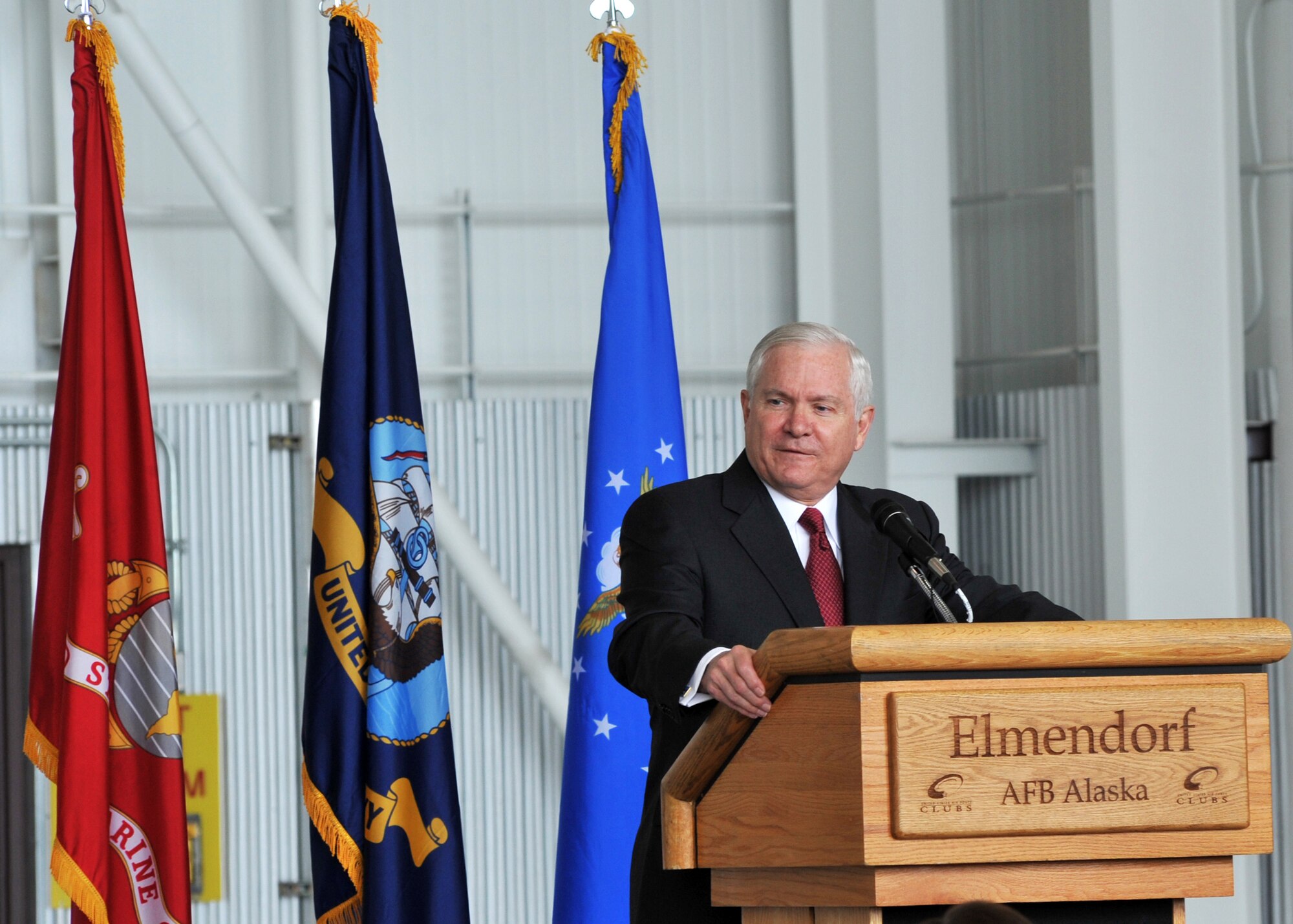 ELMENDORF AIR FORCE BASE, Alaska -- Secretary of Defense Robert M. Gates speaks to Soldiers, Airmen, and Marines during a town hall meeting here June 1, 2009. Secretary Gates came to Elmendorf to discuss with military members how the war is affecting this base and their everyday lives. (U.S. Air Force/Senior Airman Laura Turner)
