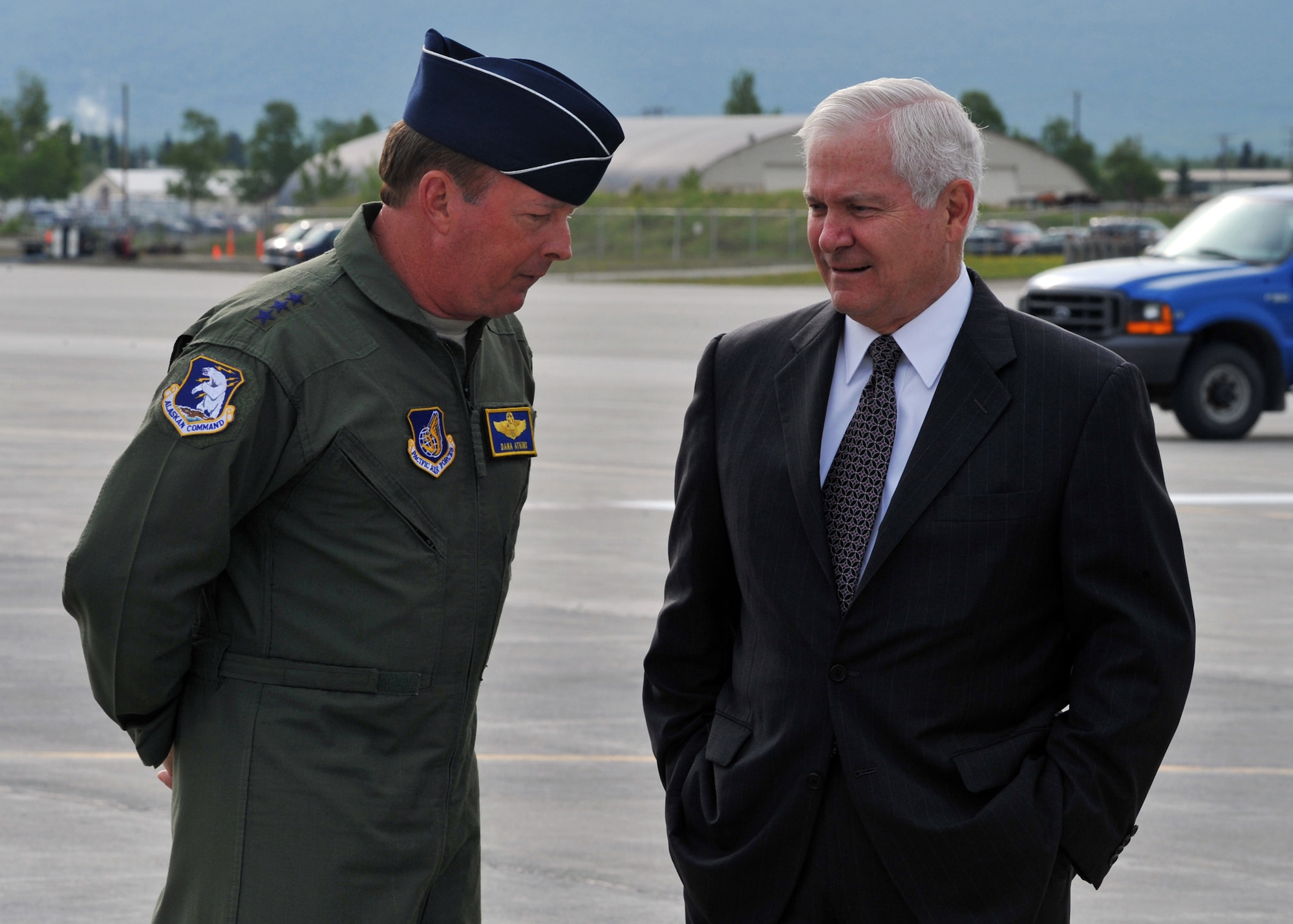 ELMENDORF AIR FORCE BASE, Alaska -- Lt. Gen. Dana T. Atkins, Alaskan Command and 11th Air Force commander, and Secretary of Defense Robert M. Gates greet each other June 1, 2009. Secretary Gates visited Elmendorf to discuss how the war is affecting this base and servicemembers' everyday lives. (U.S. Air Force/Senior Airman Laura Turner)