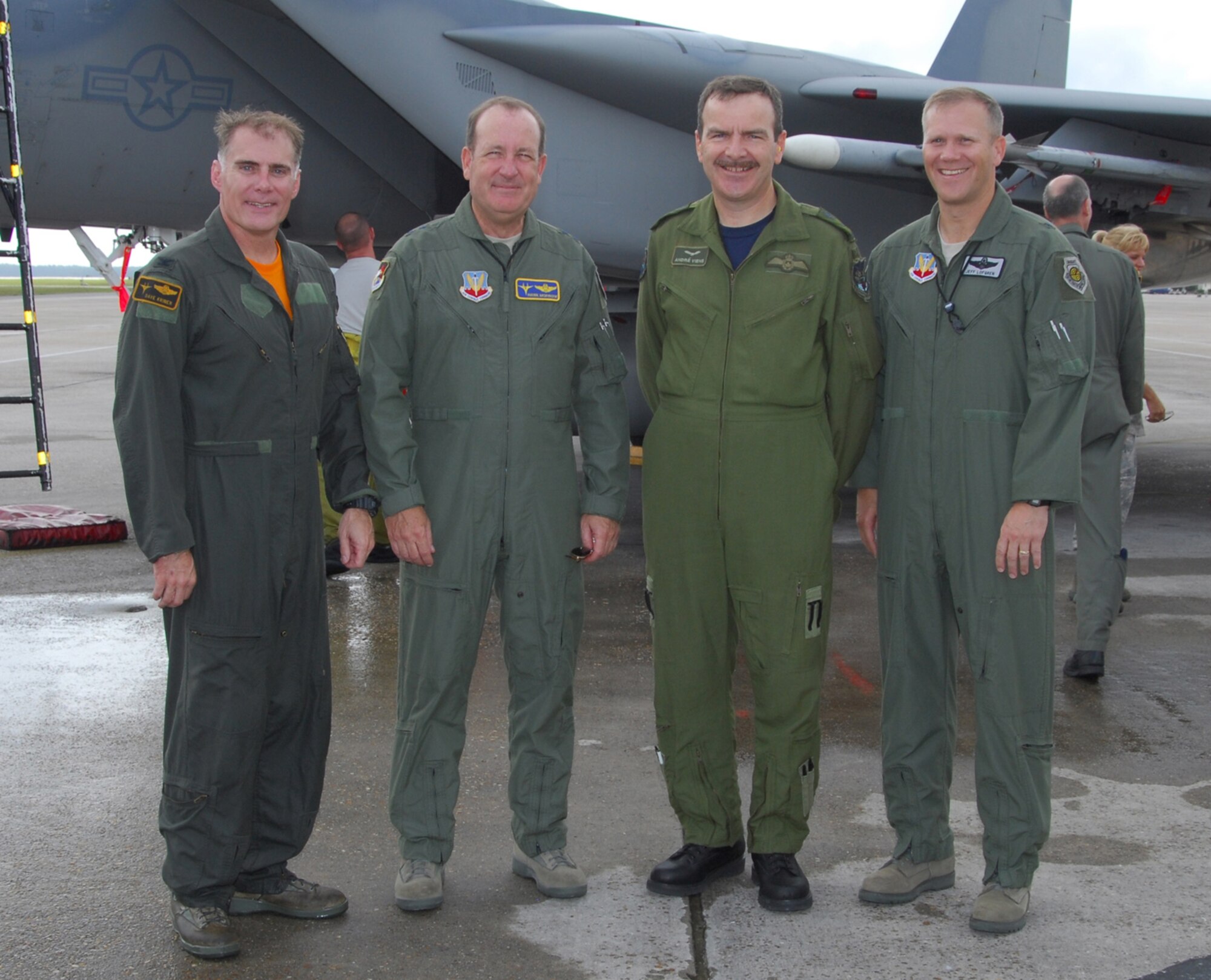 Col. David Kriner poses with Maj. Gen. Hank Morrow, CONR-1AF commander, Brig. Gen. Andre Viens, CONR deputy commander, and Brig. Gen. Jeff Lofgren, 1st AF vice commander, after Col. Kriner's final flight in the F-15 Eagle.  U.S. Air Force photo by Lisa Norman.