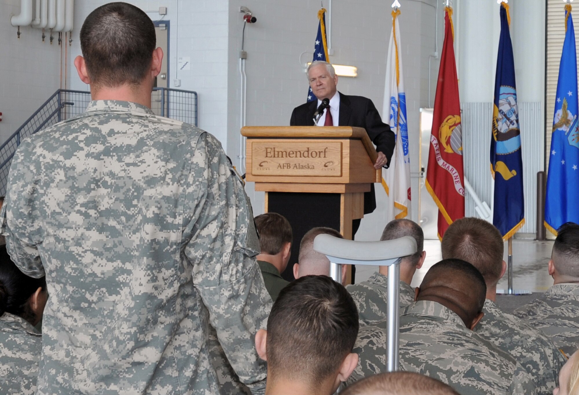 A Soldier poses a question to Secretary of Defense Robert M. Gates during a June 1 town hall meeting at Elmendorf Air Force Base, Alaska. Secretary Gates came to Elmendorf AFB to discuss with military members how the war is affecting this base and their everyday lives. (U.S. Air Force photo/Senior Airman Laura Turner)