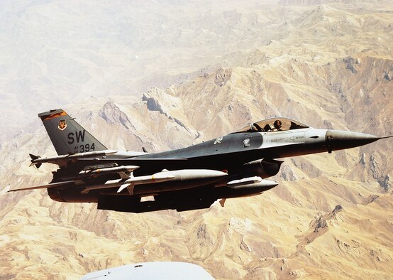F-16CJ Wild Weasels played a key role in patrolling the no fly zones over Iraq (Operations NORTHERN WATCH and SOUTHERN WATCH). The official designation for these aircraft is F-16C Block 50/52. (U.S. Air Force photo)
