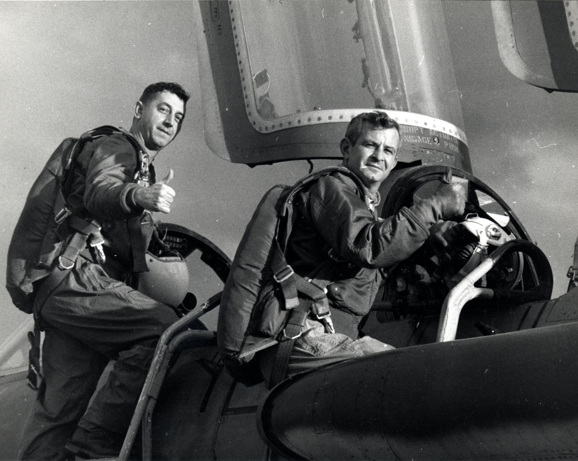 Maj. John Revak, pilot (l) and Maj. Stan Goldstein, EWO (r). (U.S. Air Force photo)