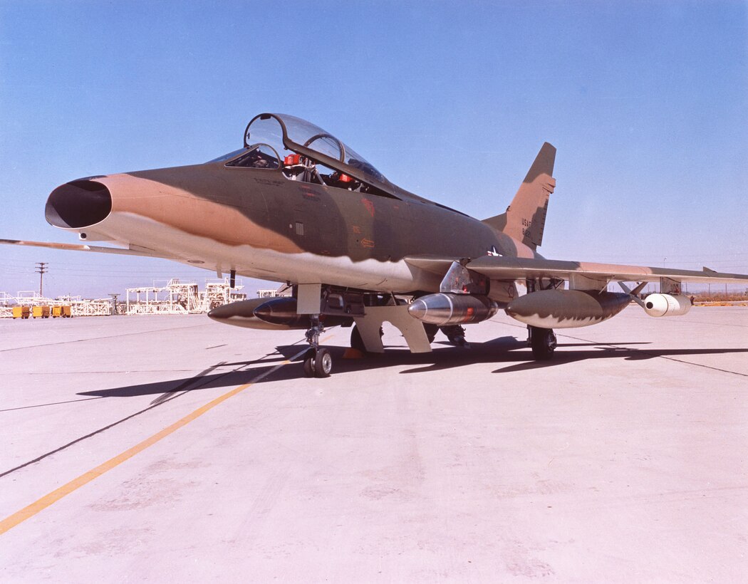 The Pioneers: Wild Weasel I and the F-100F