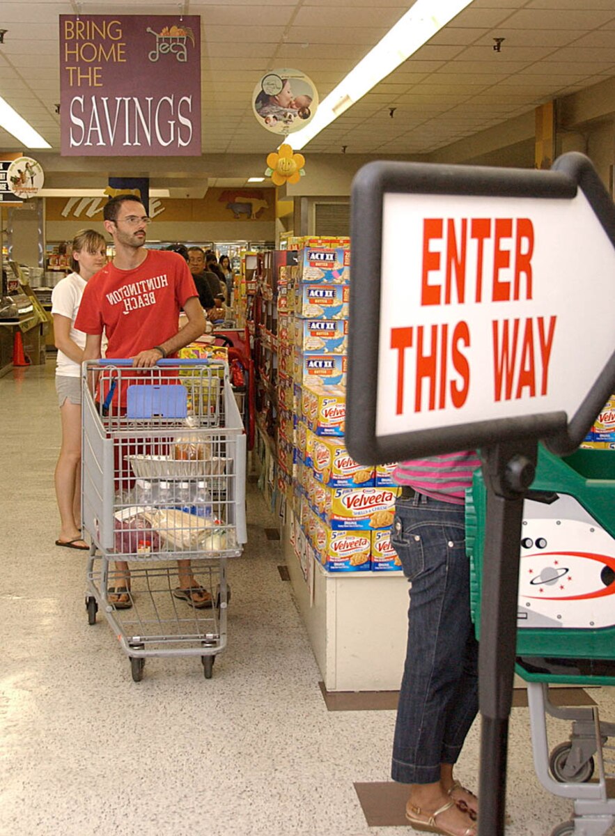 Andersen commissary extends weekend hours > Andersen Air Force Base