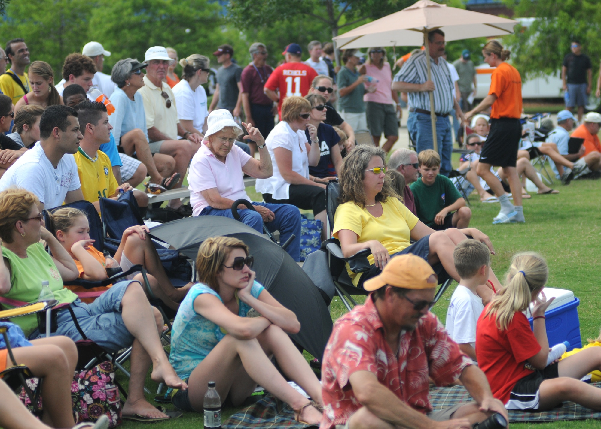 Brazil and the United States compete during the 5th CISM Women’s Soccer Championship at the Gulfport Sports Complex 9 June.  The CISM tournament, hosted by Keesler Air Force Base, includes teams from Brazil, Canada, France, Germany, The Netherlands, The Republic of South Korea and the United States.  Matches are being held June 6 to 13, with the Gold match June 13 at 2 p.m.  Organizers say the tournament gives teams and people who attend a chance to develop bonds and life-long friendships between the countries and a chance to learn about one another’s cultural similarities and differences.  (U.S. Air Force photo by Kemberly Groue)