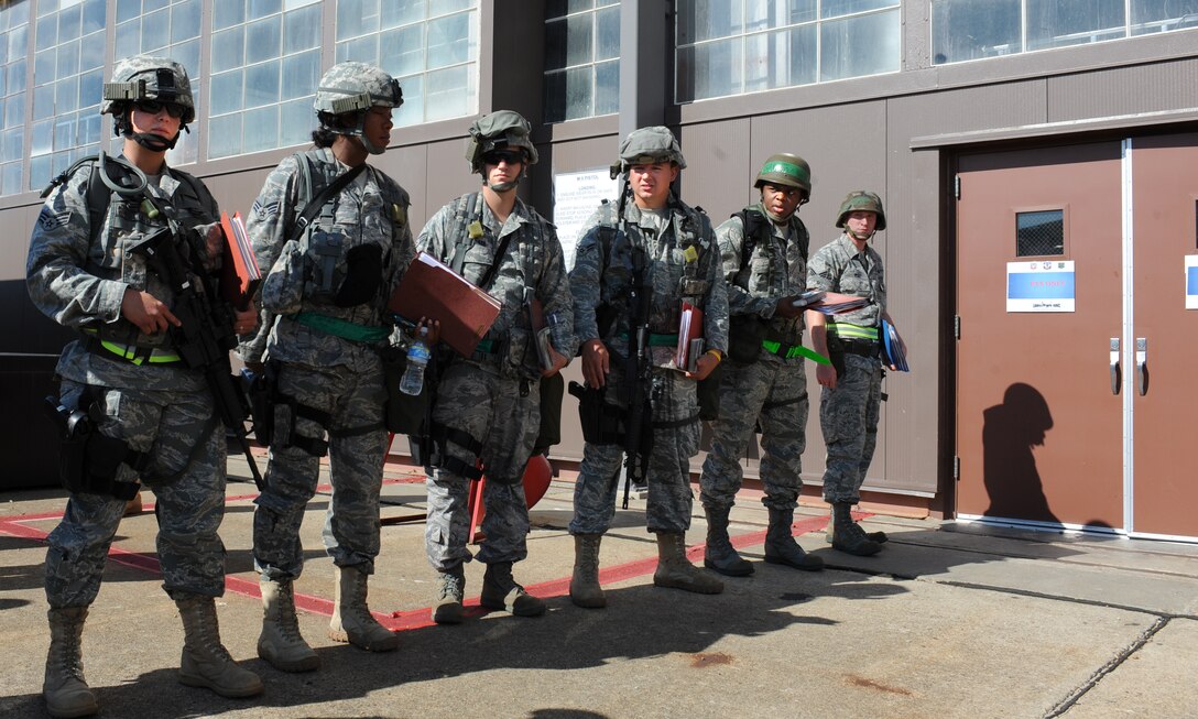 LANGLEY AIR FORCE BASE, Va. -- Airmen prepare for an Operational Readiness Exercise pre-deployment briefing June 12. The June 2009 Phase I ORE was conducted to test and prepare Langley Airmen for future deployments. (U.S. Air Force photo/Airman 1st Class Gul Crockett)

