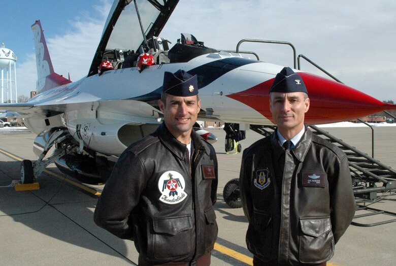 YOUNGSTOWN AIR RESERVE STATION, Youngstown, Ohio -- Maj. Tony Mulhare, a member of the U.S. Air Force Thunderbirds aerial demonstration team, visits with Col. Karl McGregor, the commander of the 910th Airlift Wing, about "Thunder Over the Valley" the base's upcoming air show and open house.  The 2009 Youngstown Air Reserve Station Air Show and Open House will take place August 8 and 9, featuring live entertainment, static displays, flying demonstrations including the Thunderbirds and more.

For more information, or to order tickets, please visit the official Thunder Over the Valley website at www.youngstownairshow.com or call toll free at 1-877-852-2824.

Don't miss an opportunity to experience Youngstown's first air show in 23 years. 

*Date and time of website and toll free number activation subject to change without notice.

