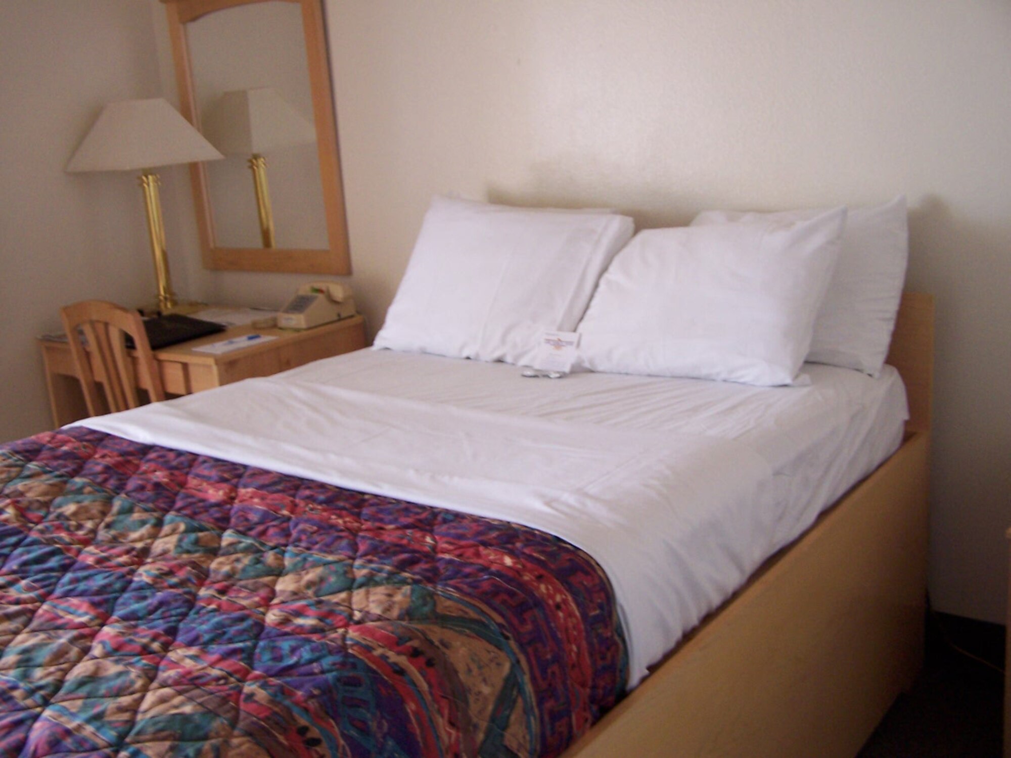 NELLIS AIR FORCE BASE, Nev. -- An upgrade project for building 522 will take place to include new furnitures, flooring, carpets, drapes, bedspreads and mattresses, starting June 18. This $ 798 million project came from non-appropriated funds from the Headquarters Service Agency, San Antonio, Texas. 
