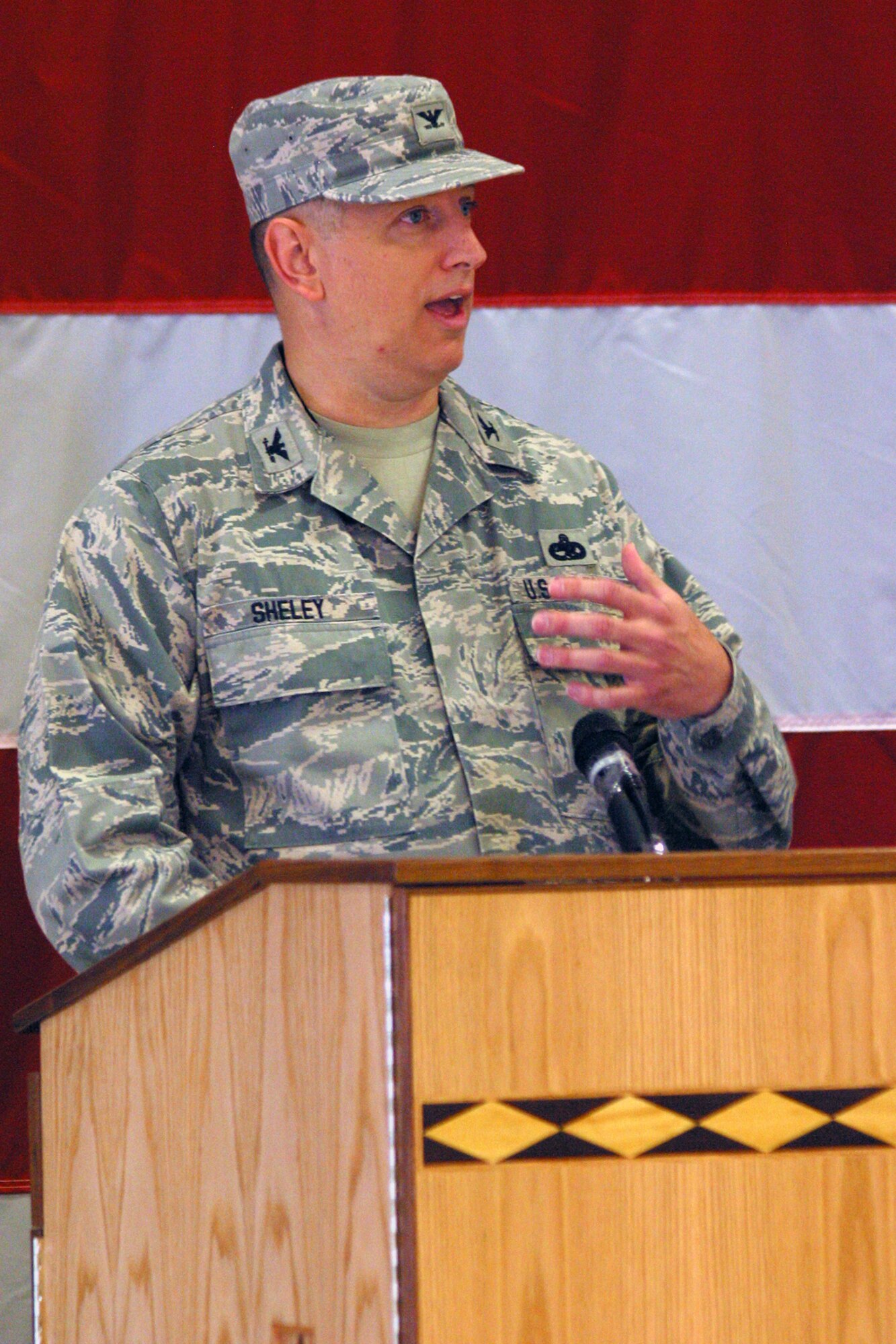 Col. Stan Sheley, the new 419th Maintenance Group commander, addresses Airmen at his assumption of command on June 14. (U.S.  Air Force photo/Staff Sgt. Kyle Brasier)
