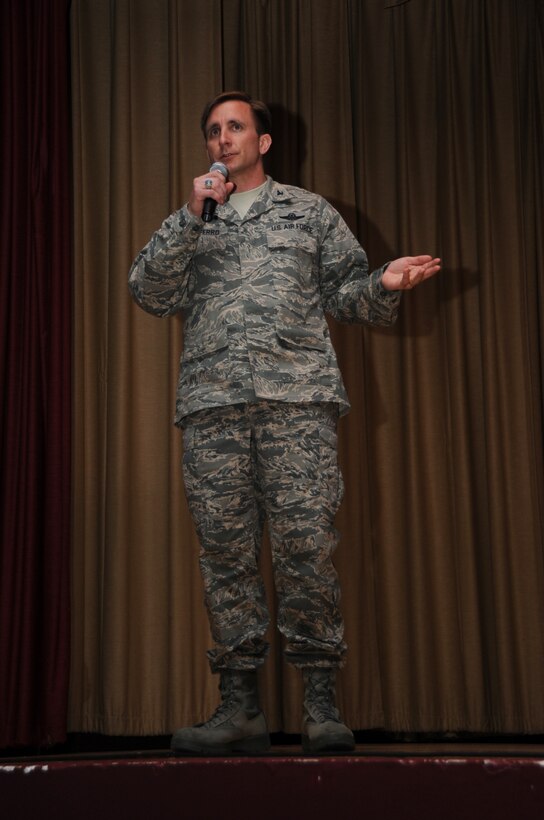 Col. Jeffrey Taliaferro, 28th Bomb Wing commander, addresses Airmen on the Ellsworth mission and their contributions during his first commander's call here, June 16. Colonel Taliaferro discussed his vision, top priorities and expectations of the wing.
(U.S. Air Force photo/Senior Airman Anthony Sanchelli)