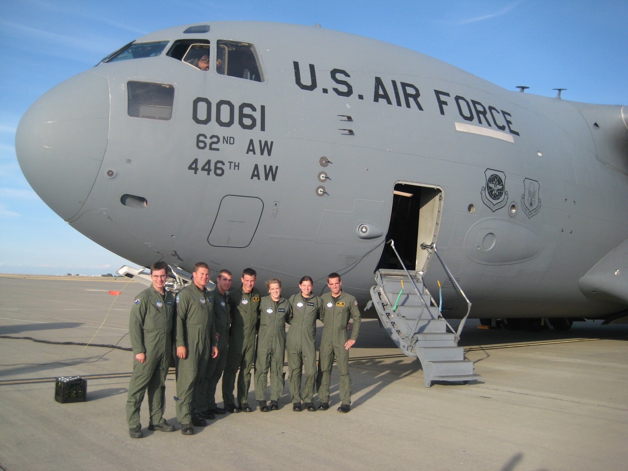 Unites States Air Force Academy cadets gather for a picture in front of a McChord
C-17 Globemaster III at Travis Air Force Base, Calif. June 14. (U.S. Air Force photo/1st Lt. Joseph Wingard)