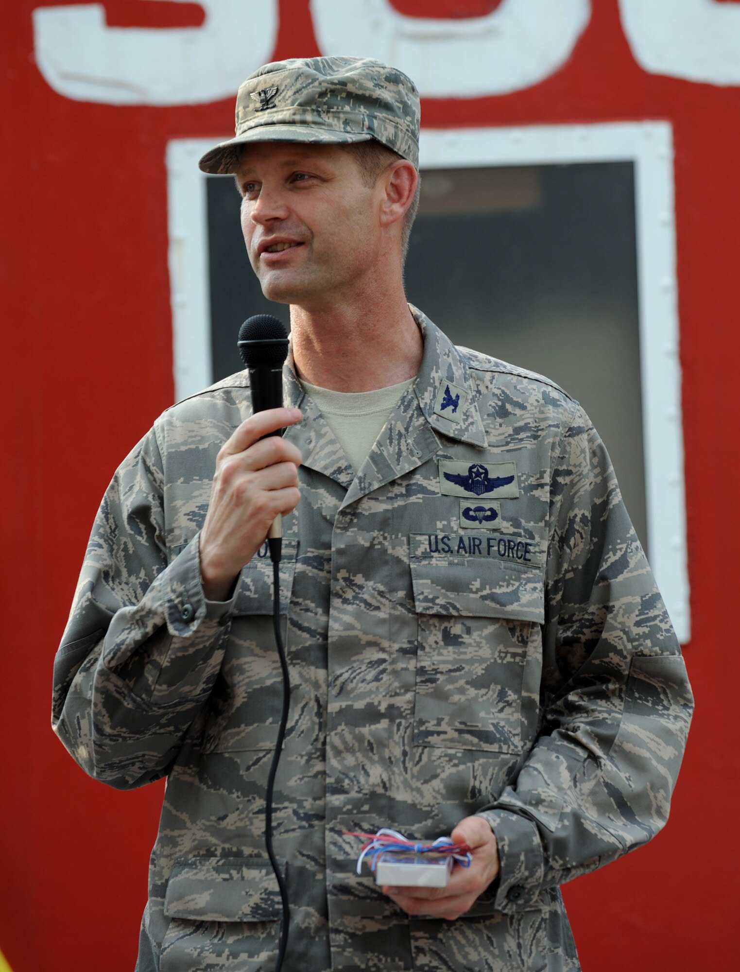 MOODY AIR FORCE BASE, Ga. -- Col. Gary Henderson, 23rd Wing commander, speaks to citizens of Hahira, Ga., after receiving a key to the city from Mayor Wayne Bullard June 18. The mayor wanted to thank Moody for their close relationship with the community. (U.S. Air Force photo by Senior Airman Gina Chiaverotti)