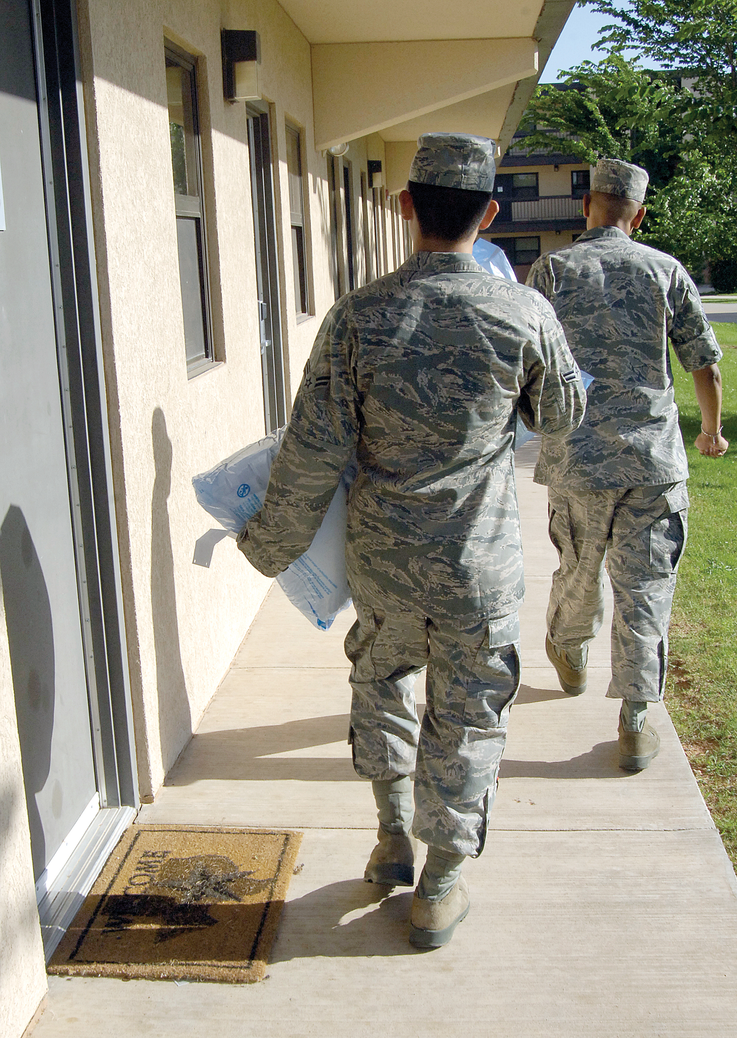 Seminar aims to educate dorm Airmen > Tinker Air Force Base > Article
