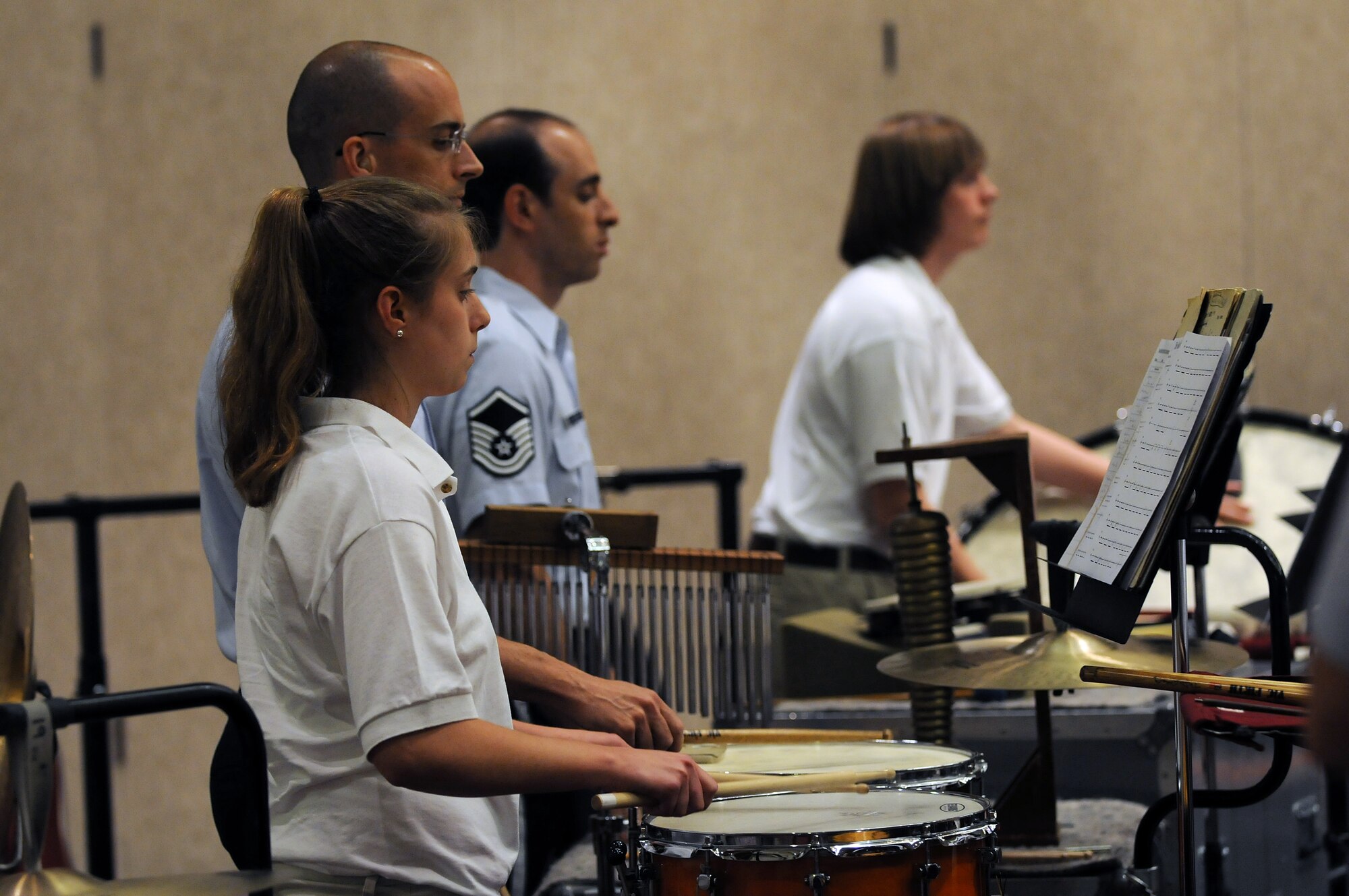 Young artists from the Music Educators National Conference Music Education Week in Washington perform with the Air Force Band during a concert June 19 at the Arlington Ballroom of the Crystal Gateway Marriott in Arlington, Va. The performance featured the Concert Band and Singing Sergeants along with select student musicians, and guest emcee Florence Henderson. Each of the Band’s performing ensembles presents outdoor concerts as part of their Summer Concert Series for residents and visitors from around the world at the United States Air Force Memorial on Wednesdays and Fridays throughout the summer. (U.S. Air Force photo by Senior Airman Marleah Miller)