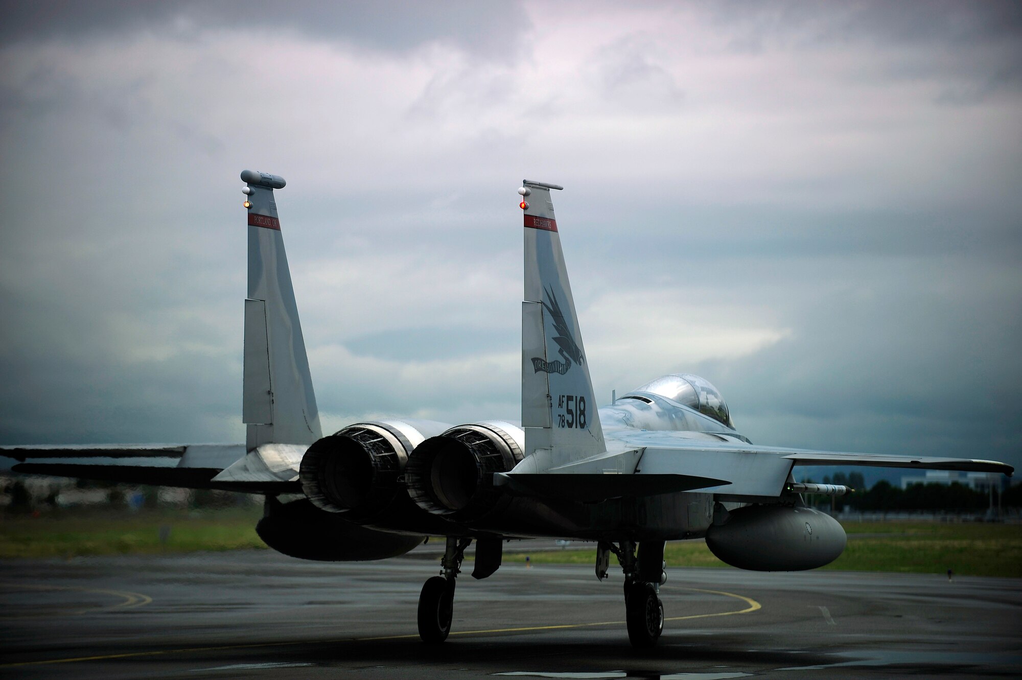 A U.S. Air Force F-15 Eagle from the 142nd Fighter Wing, Portland Air National Guard Base, Ore., prepares for takeoff before a mission in support of Amalgam Dart 2009, June 19. Amalgam Dart is a field test of the Department of Defense's ability to rapidly deploy a total air integrated defense system in the U.S. in order to deter, detect and defeat airborne threats. (U.S. Air Force photo by Staff Sgt. Jacob N. Bailey)