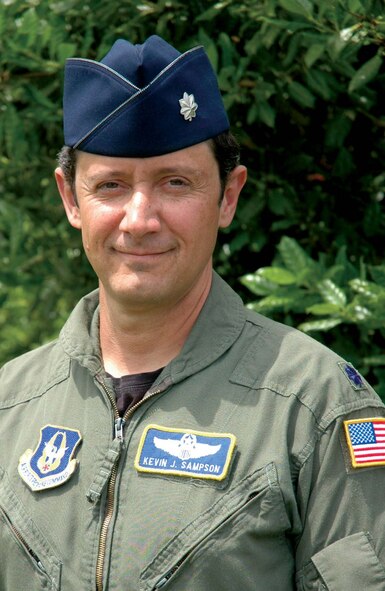 Lt. Col. Kevin Sampson, an Air Force Reservist with the 313th Airlift Squadron, McChord Air Force Base, Wash., is credited with saving the life of a neighbor with his snap decisions and quick actions. (U.S. Air Force photo/Sandra Pishner) 