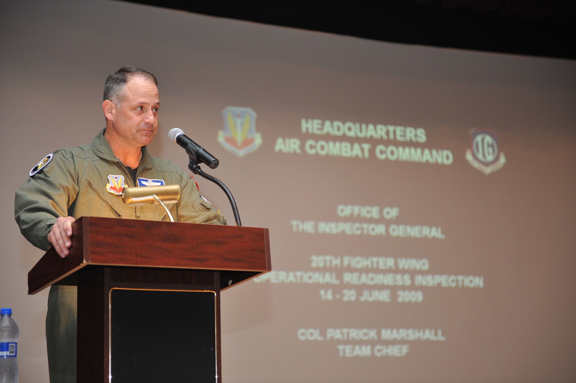 SHAW AIR FORCE BASE, S.C. --  Air Combat Command Inspector General Team Chief, Colonel Patrick Marshall, briefs the results of Shaw's operational readiness inspection June 20.  The inspection evaluated the training and preparedness of Shaw Airmen for worldwide deployment. (U.S. Air Force Photo/Tech. Sgt. Josef Cole)
