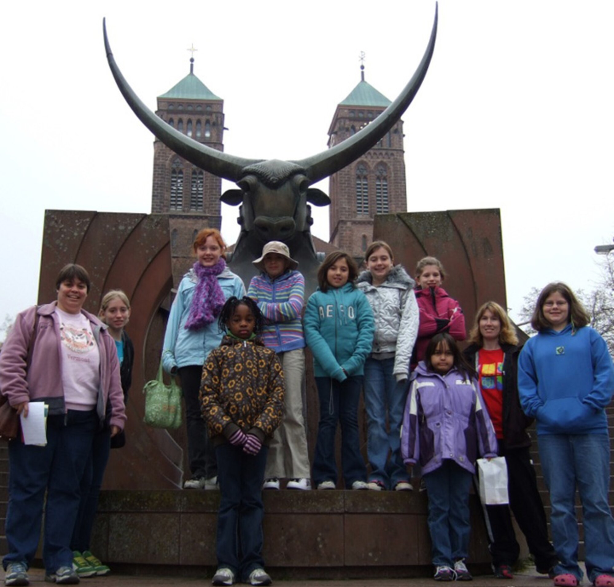Pamela Howard, Ramstein Girl Scouts troop leader, sightsees with her troops in Pirmasens in 2008. Mrs. Howard recently won the Ramstein Exceptional Volunteer of the Year award for Ramstein Air Base for her dedication and hard hours with the Ramstein Girl Scouts. (Picture courtesy of Pamela Howard)
