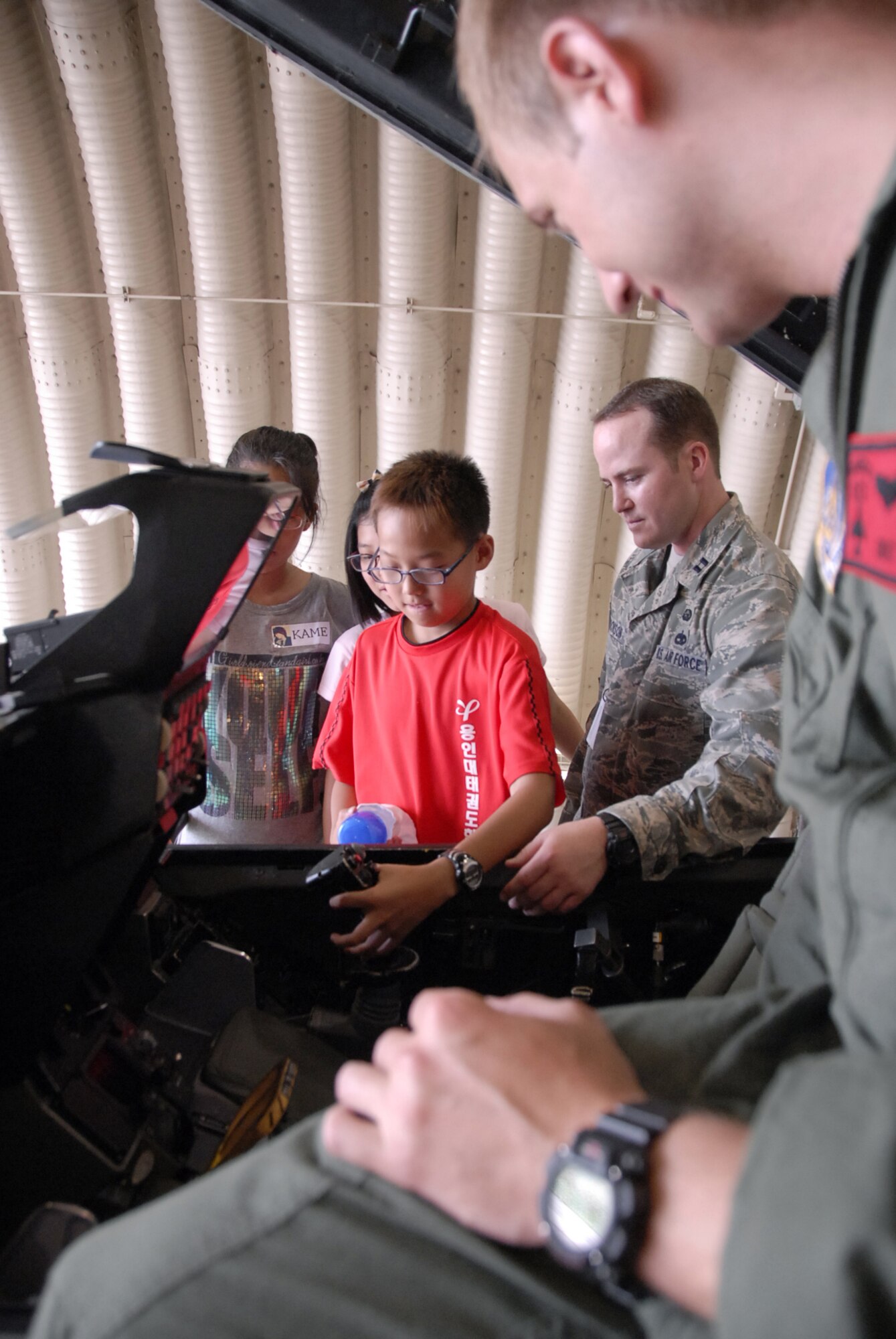 Team Osan Adopts a School for a Day > Osan Air Base > Article Display