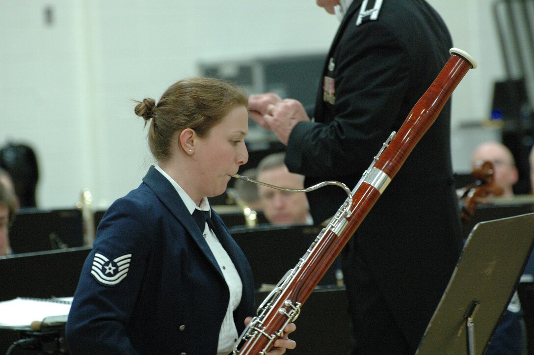 Technical Sgt. Sandra Sisk performs Carl Maria von Weber's "Andante
and Rondo" in Lodi, Wisc., on the spring 2009 tour.  Sgt. Sisk has
been a member of the Concert Band since 2002, and is a native of
Centerville, Minn.  In this edition of the Cadenza, she discusses a
typical day in the life of a tour soloist in the Concert Band.. (Air Force Photo by MSgt. Joseph Grasso.)