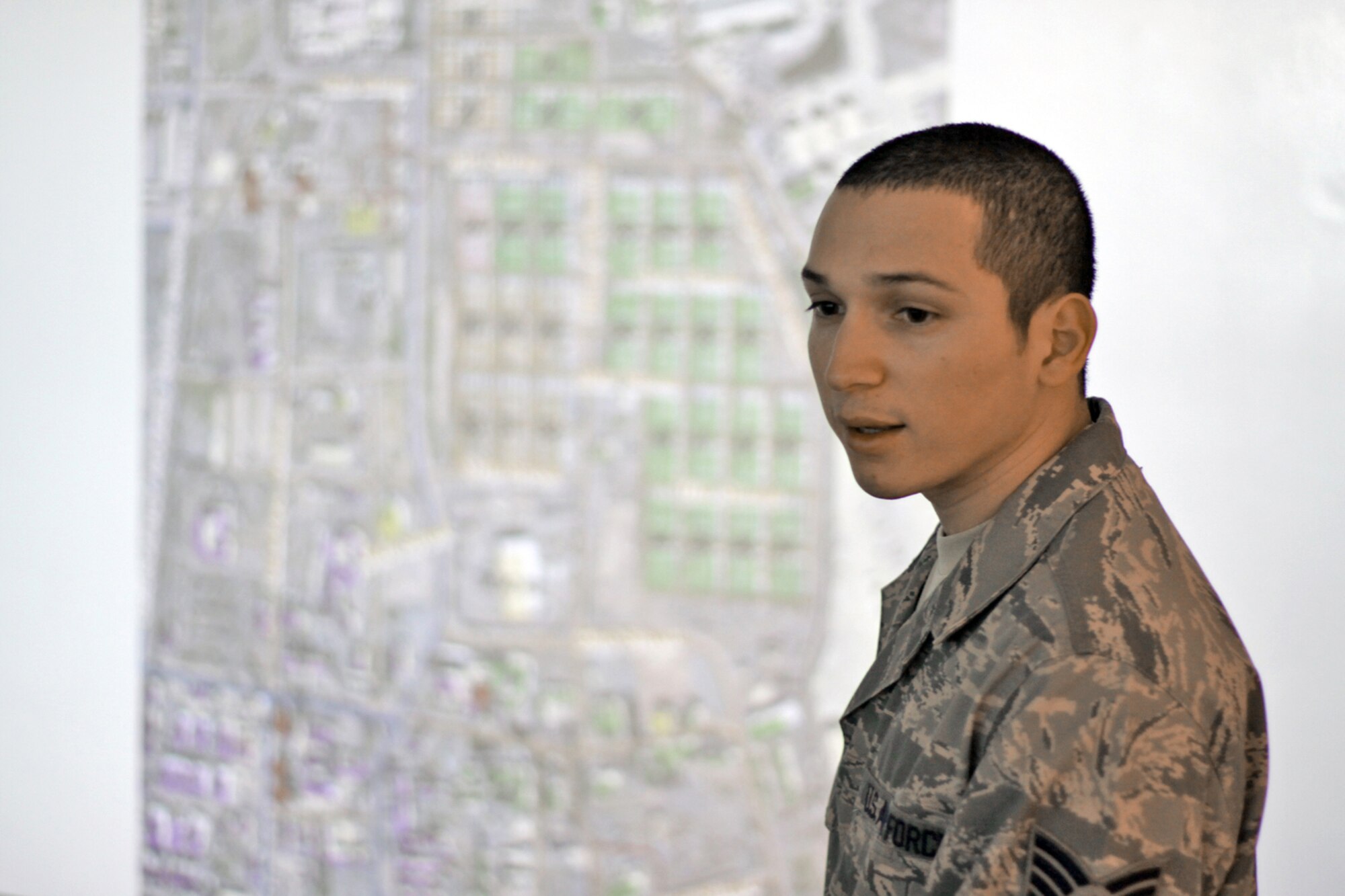 Staff Sgt. Juan Gallegos teaches the unit information management officer course recently at Camp Taji, Iraq. The sergeant and his team teach this course weekly to train incoming servicemembers to be the first-line of computer system administration in their unit. Sergeant Gallegos is a 518th Tactical Installation and Networking system administrator deployed from Hill Air Force Base, Utah. He is a native of Robert Lee, Texas. (U.S. Air Force photo/Tech. Sgt. Lionel Castellano)