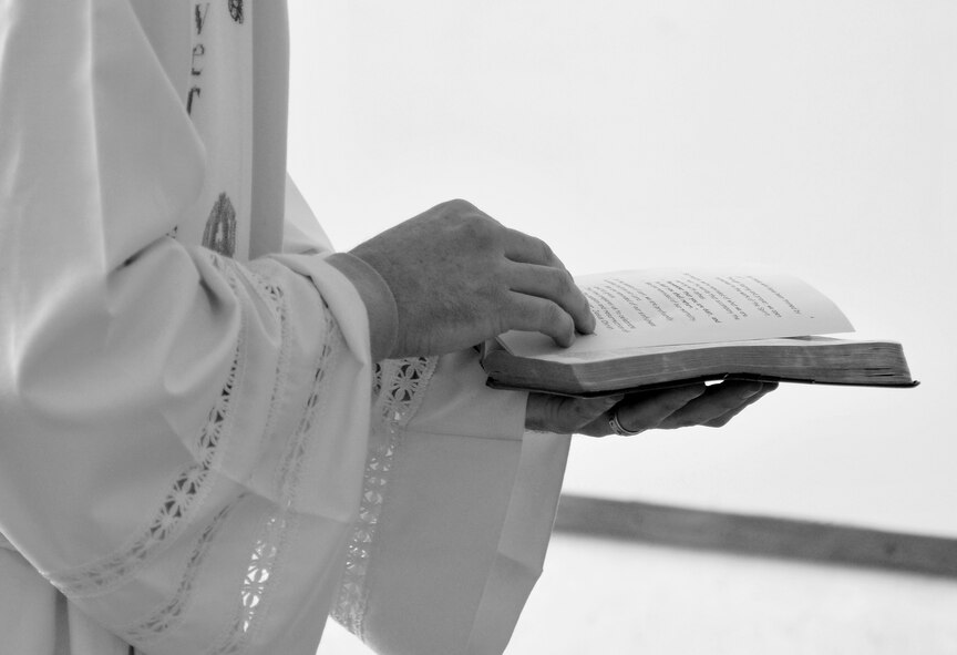 MISAWA AIR BASE, Japan -- Chaplain (Capt.) Richard Beyea, 35th Fighter Wing base chaplain, gives the Protestant Ash Wednesday Service Feb. 25, 2009. Ash Wednesday gets its name from the practice of placing ashes on the foreheads of the faithful as a sign of repentance. (U.S. Air Force photo by Senior Airman Chad Strohmeyer)