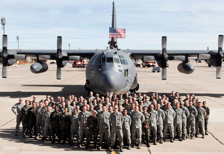 Cannon maintenance Airmen vital part in historic launch > Cannon Air Force Base > Article Display