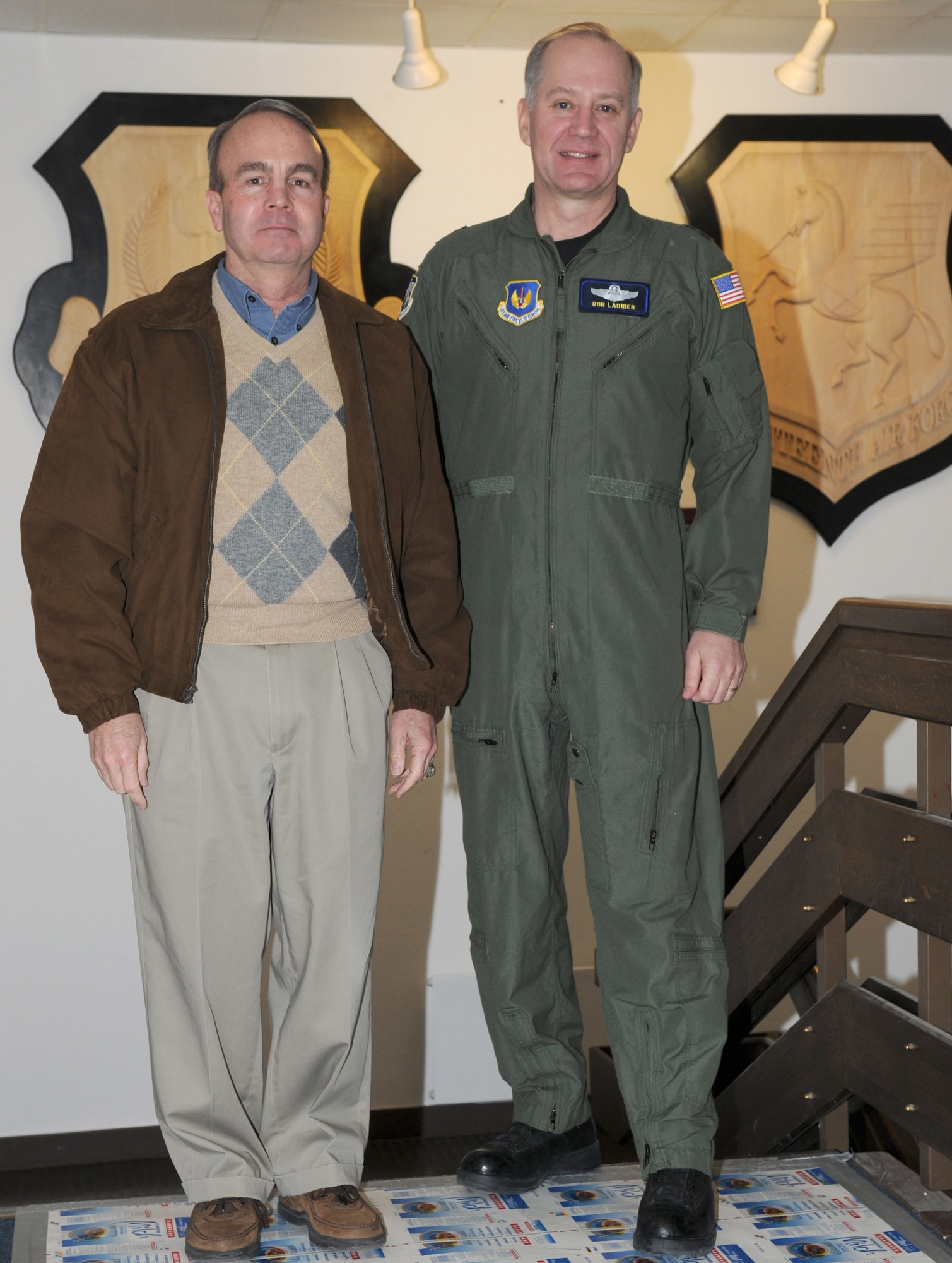 Retired Lt. Gen. Charles Heflebower (left), who commanded Seventeenth Air Force in it's previous incarnation at Sembach Air Base from 1995-'96, greets current 17th AF Commander Maj. Gen. Ron Ladnier Feb 3. at 17th AF HQ. 
(USAF Photo by Master Sgt. Jim Fisher)