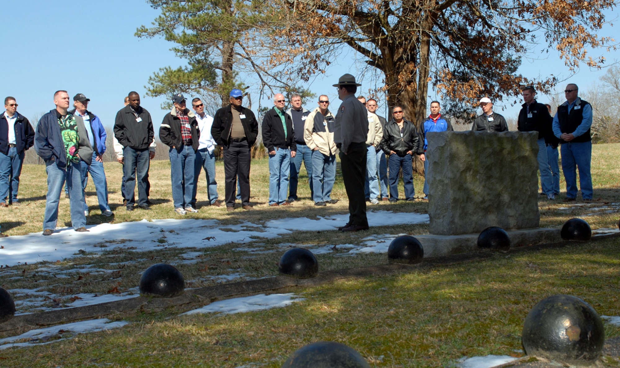 A U.S. park ranger gives a tour to over 100 senior leaders during their visit to the historical Shiloh Battlefield March 4. They were on the tour as part of the Air Education and Training Command Commander’s and Command Chief’s Conference. (U.S. Air Force photo/Melissa Duncan).