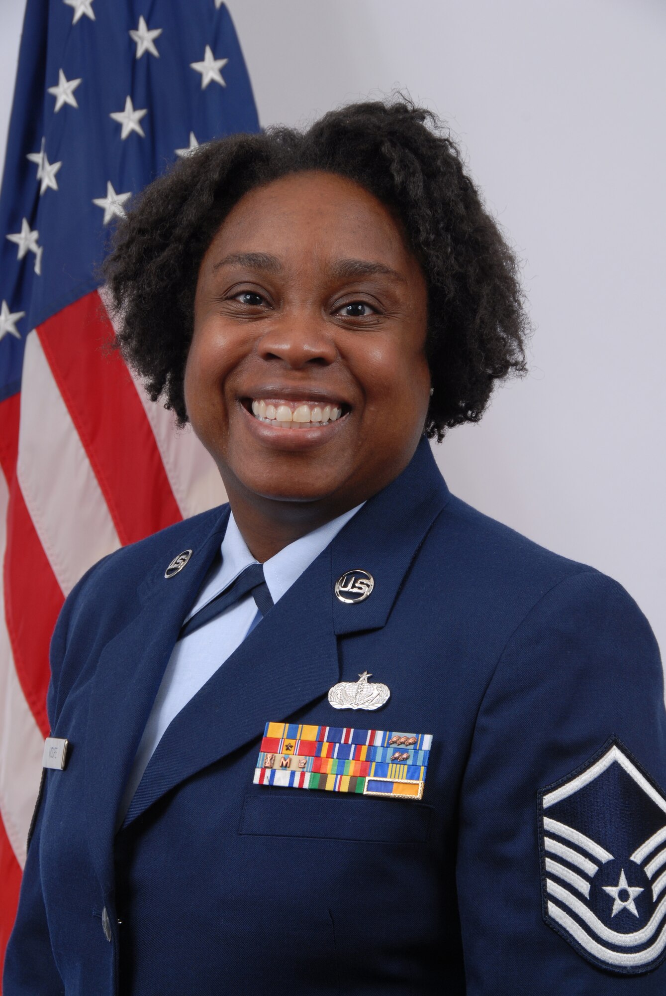 Master Sergeant Robbin Moore, Delaware Air National Guard Outstanding Senior NCO of the Year for 2008. Sgt. Moore is a services craftsman, 166th Services Flight, and a resident of Elkton, Md. (U.S. Air Force photo/Staff Sgt. Melissa Chatham, Delaware Air National Guard)