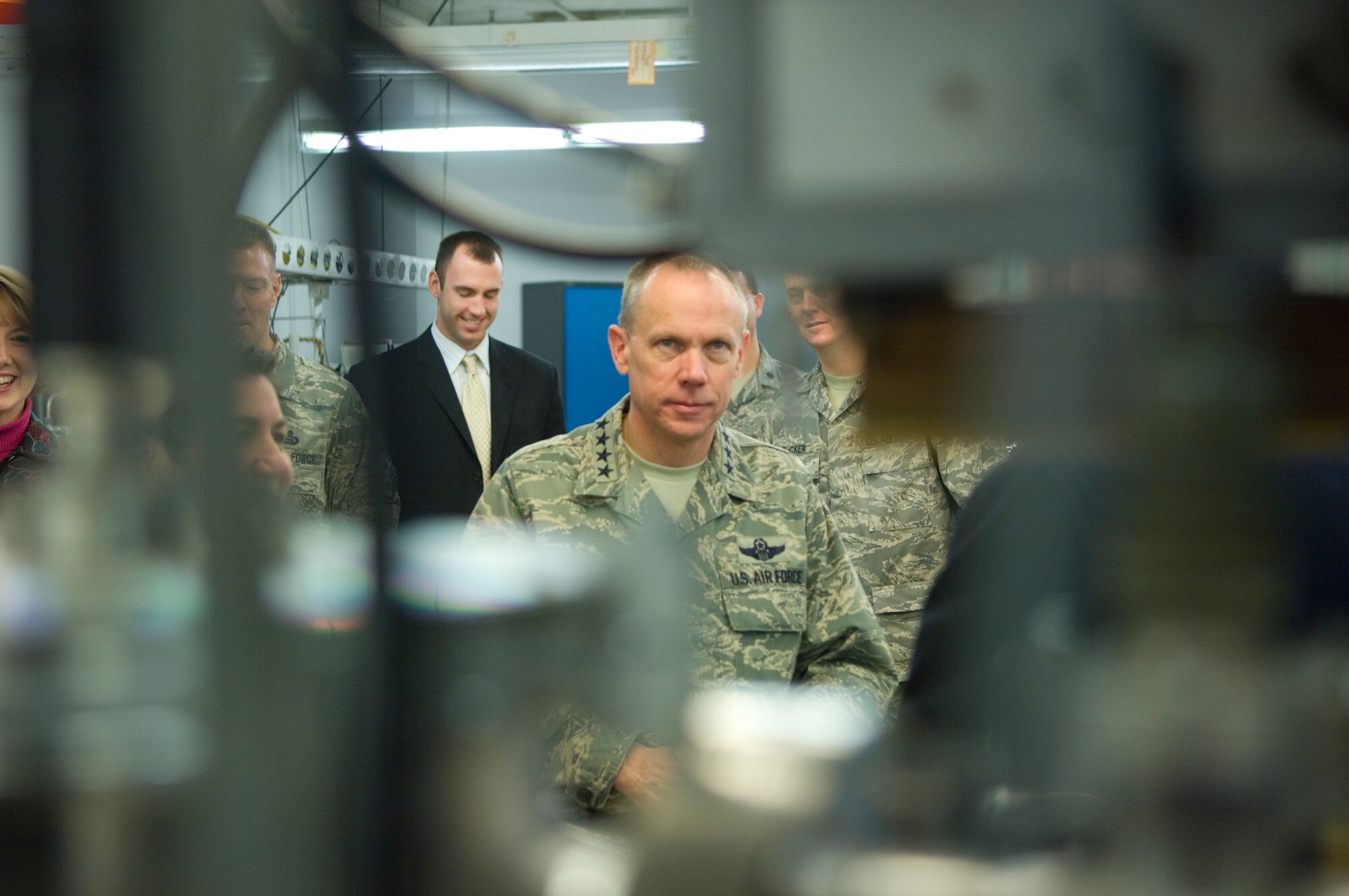 HANSCOM AIR FORCE BASE, Mass. – Gen. Donald J. Hoffman, Air Force Materiel Command commander, views technological equipment during a visit to Air Force Research Laboratory facilities on Hanscom.  The general toured numerous locations on Hanscom and met with many groups and individuals during his two-day visit. (U.S. Air Force photo by Mark Wyatt)