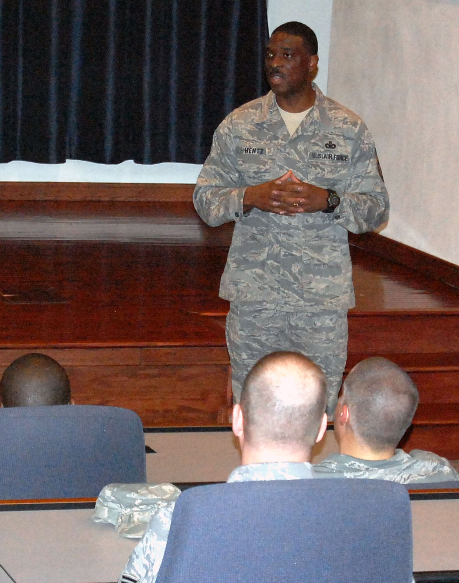 Chief Master Sgt. Fitzgerald Hentz, U.S. Air Force Expeditionary Center command chief master sergeant, holds an NCO call in the center's Grace Peterson Hall on Fort Dix, N.J., on March 12, 2009.  Chief Hentz took the opportunity to talk about leadership, NCO responsibilities and related topics.  (U.S. Air Force Photo/Tech. Sgt. Scott T. Sturkol)