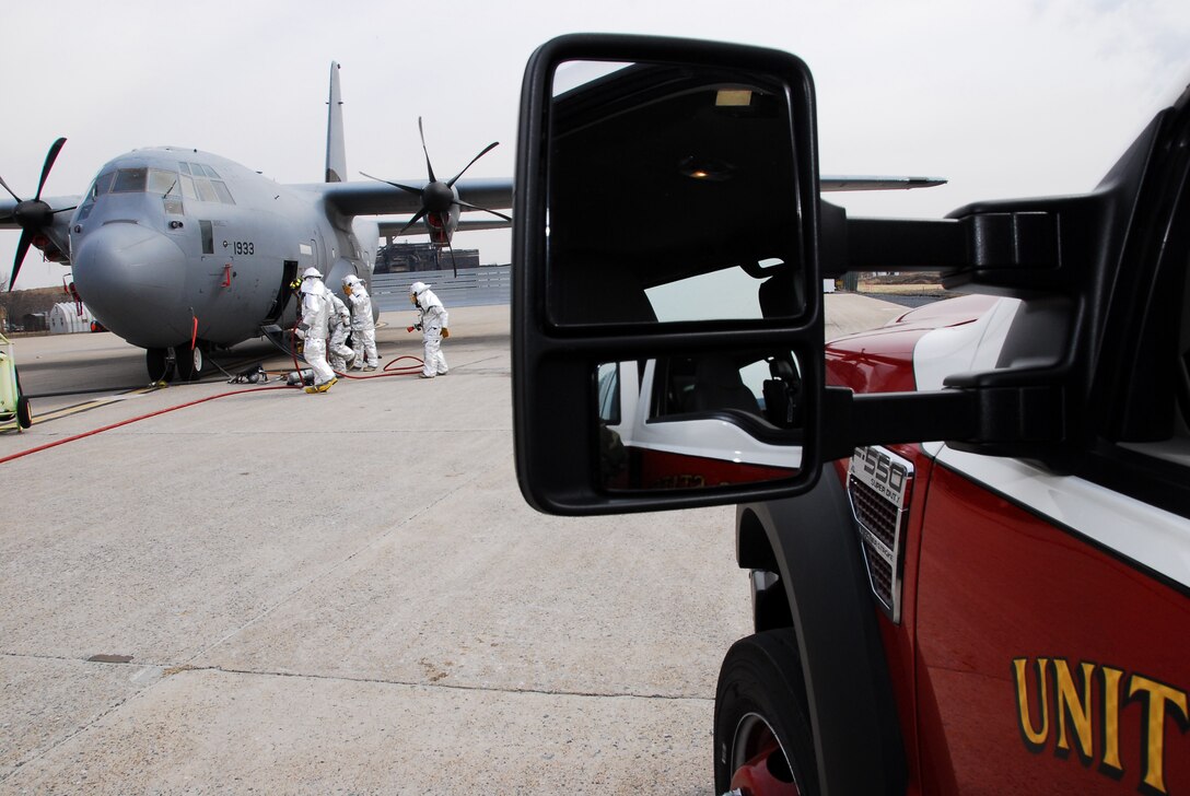 Here is the view from the vantage point of the P-32 Light Rescue Vehicle of the 193rd Special Operations Wing Pa. Air National Guard's Fire Crash Station during a training exercise at the Harrisburg International Airport Middletown, Pa. March 14, 2009.