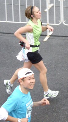 TOKYO -- Nicole Foster of the Yokota Striders Running Club heads down the final stretch of the 2009 Tokyo Marathon held March 22. She finished the race in 5 hours, 4 minutes, 43 seconds. (U.S. Air Force photo/Abigail Smith)
