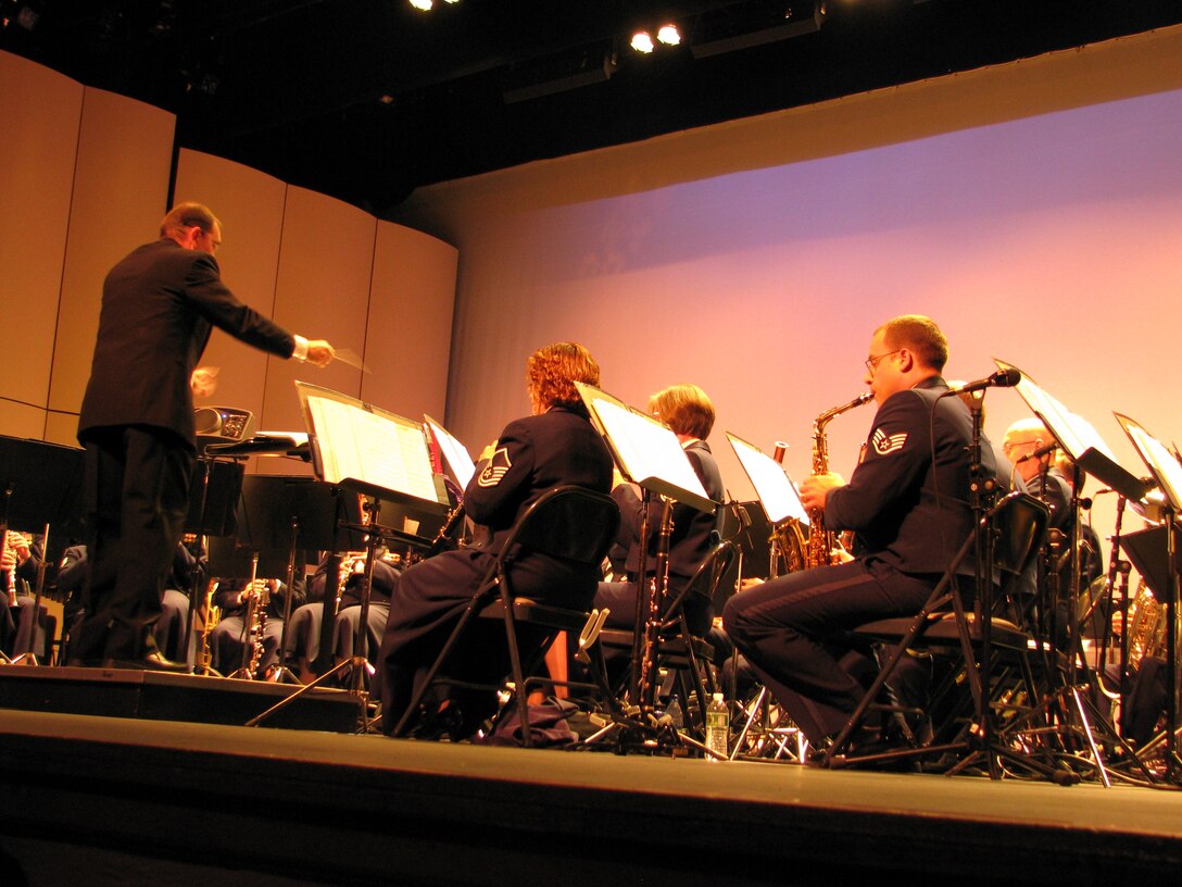 Mr. Gary Davis guest conducts Frank Ticheli's 'Amazing Grace' during the Concert Band performance in Kearney, NE.
